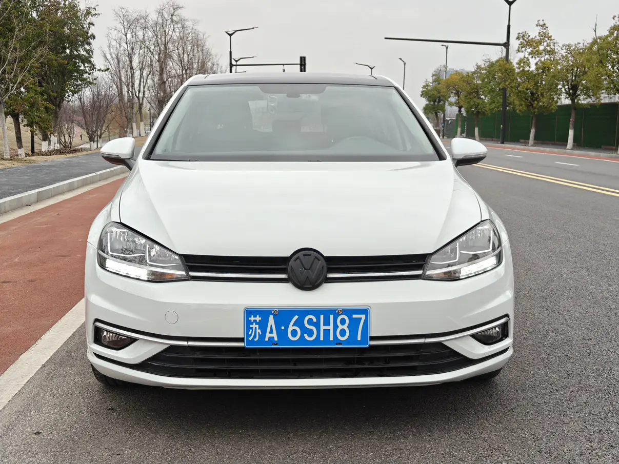 Volkswagen Golf  из Китая