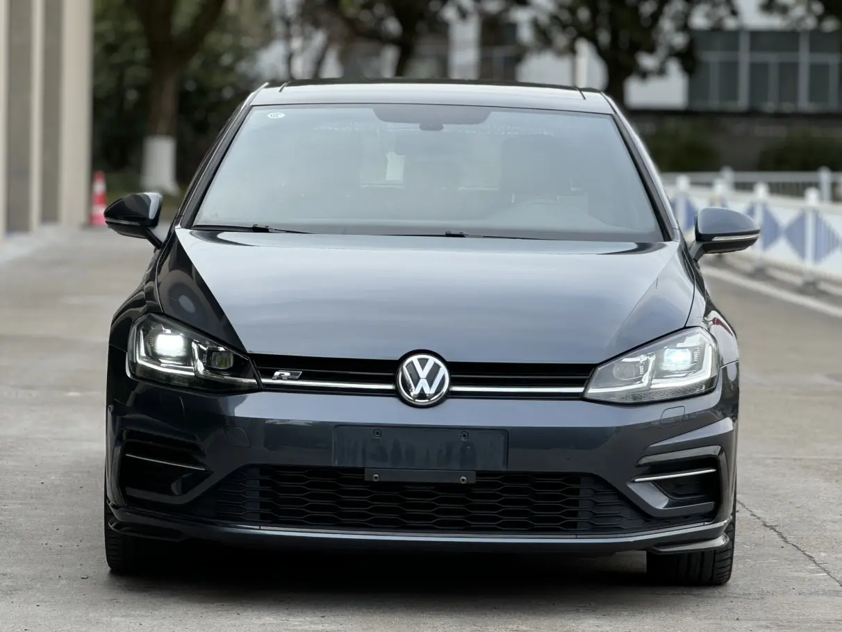 Volkswagen Golf  из Китая