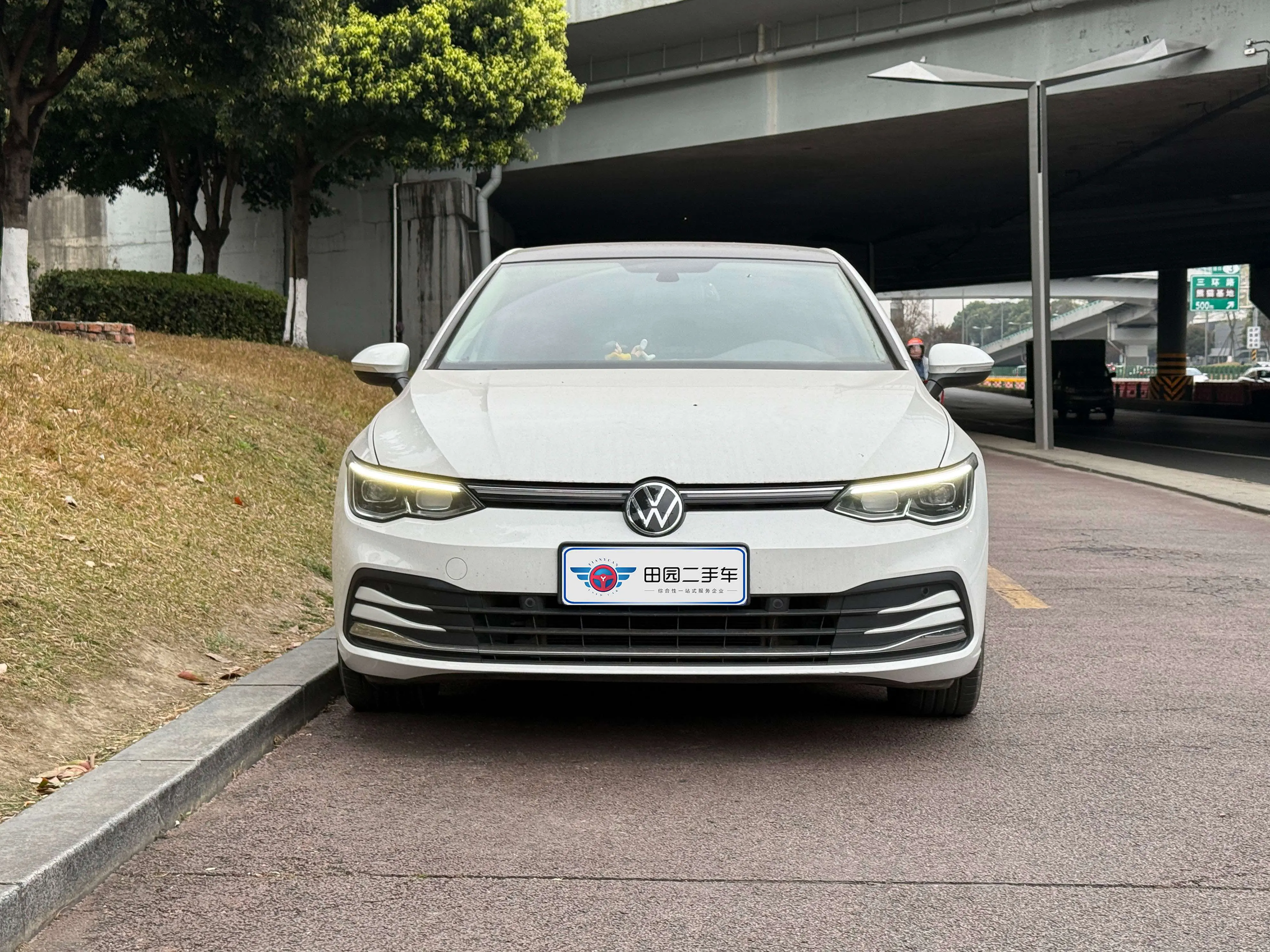 Volkswagen Golf  из Китая