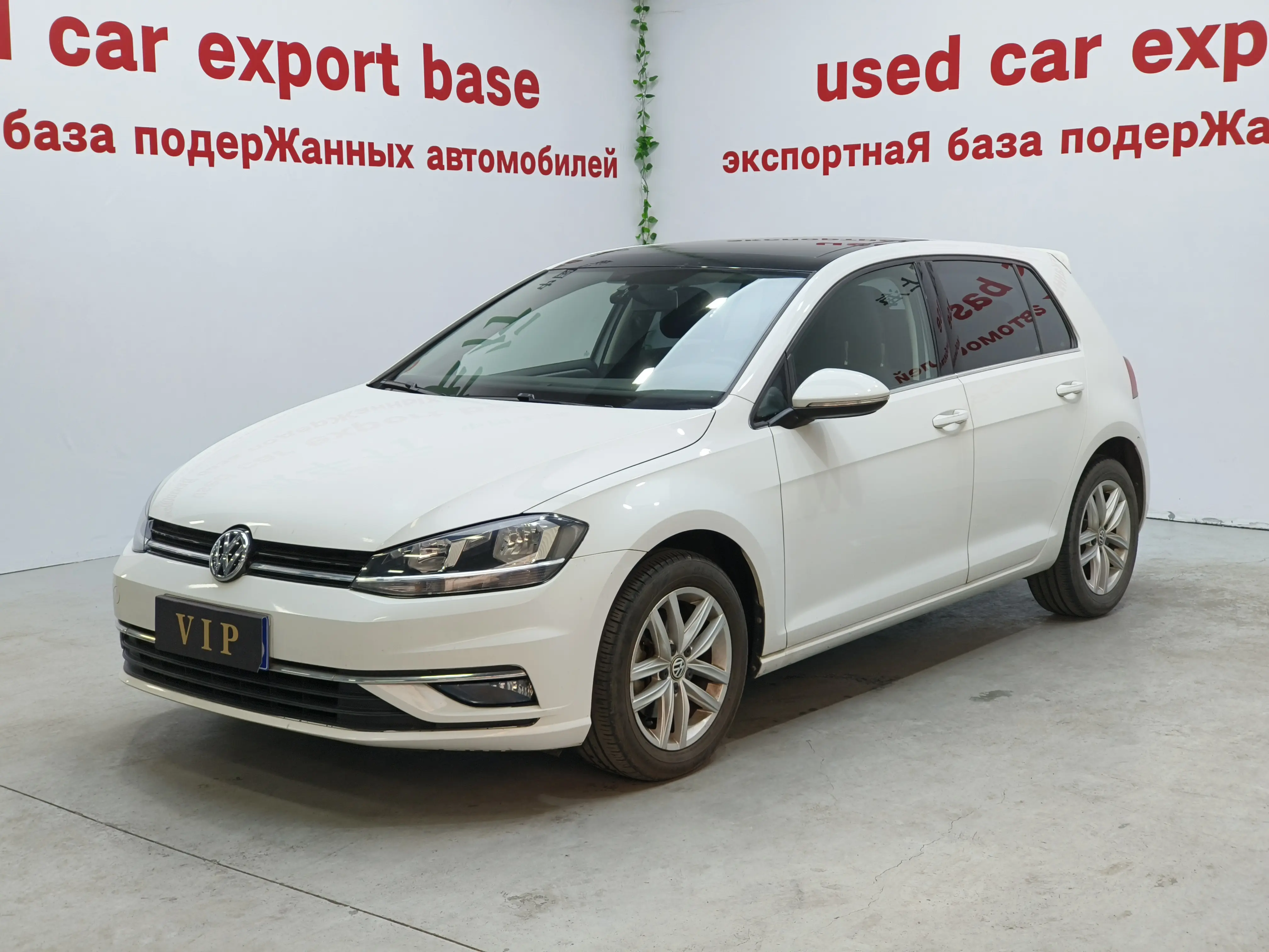 Volkswagen Golf  из Китая