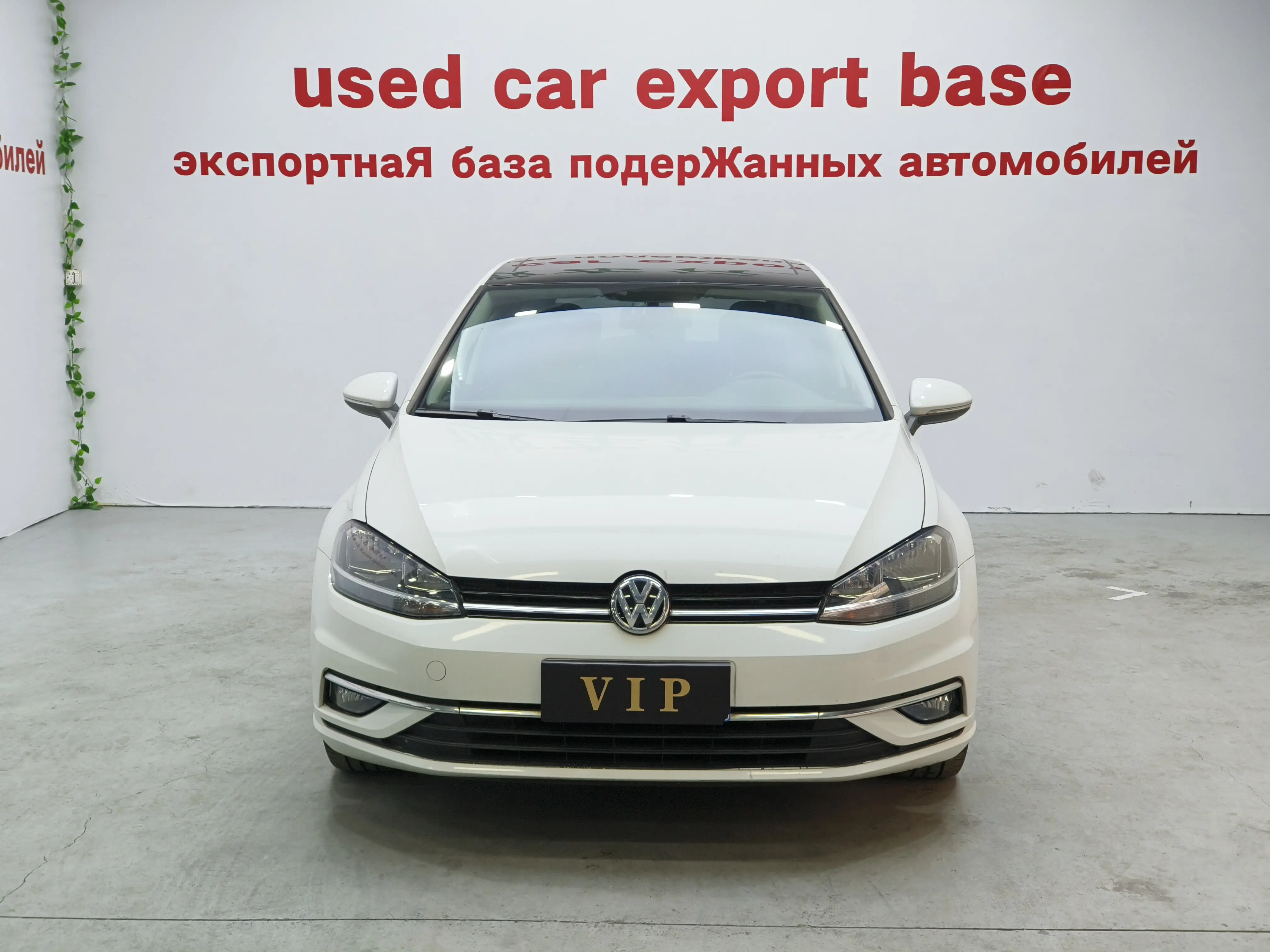 Volkswagen Golf  из Китая
