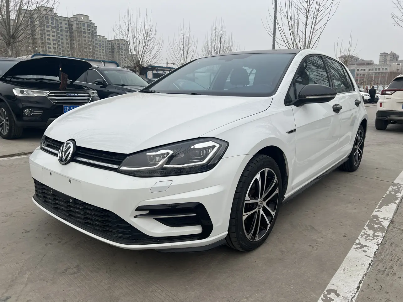 Volkswagen Golf  из Китая