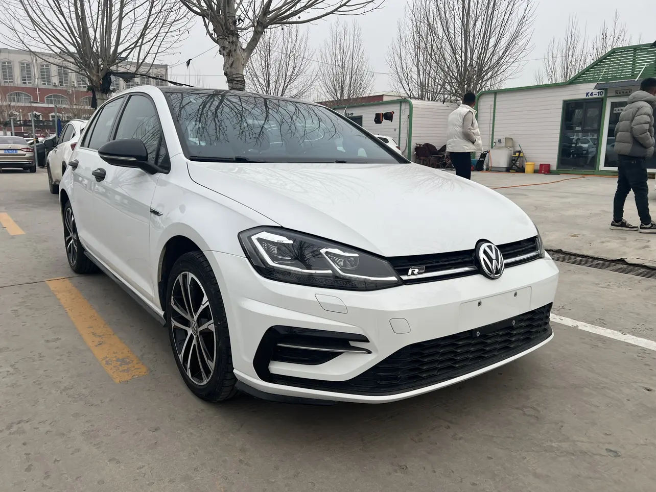 Volkswagen Golf  из Китая