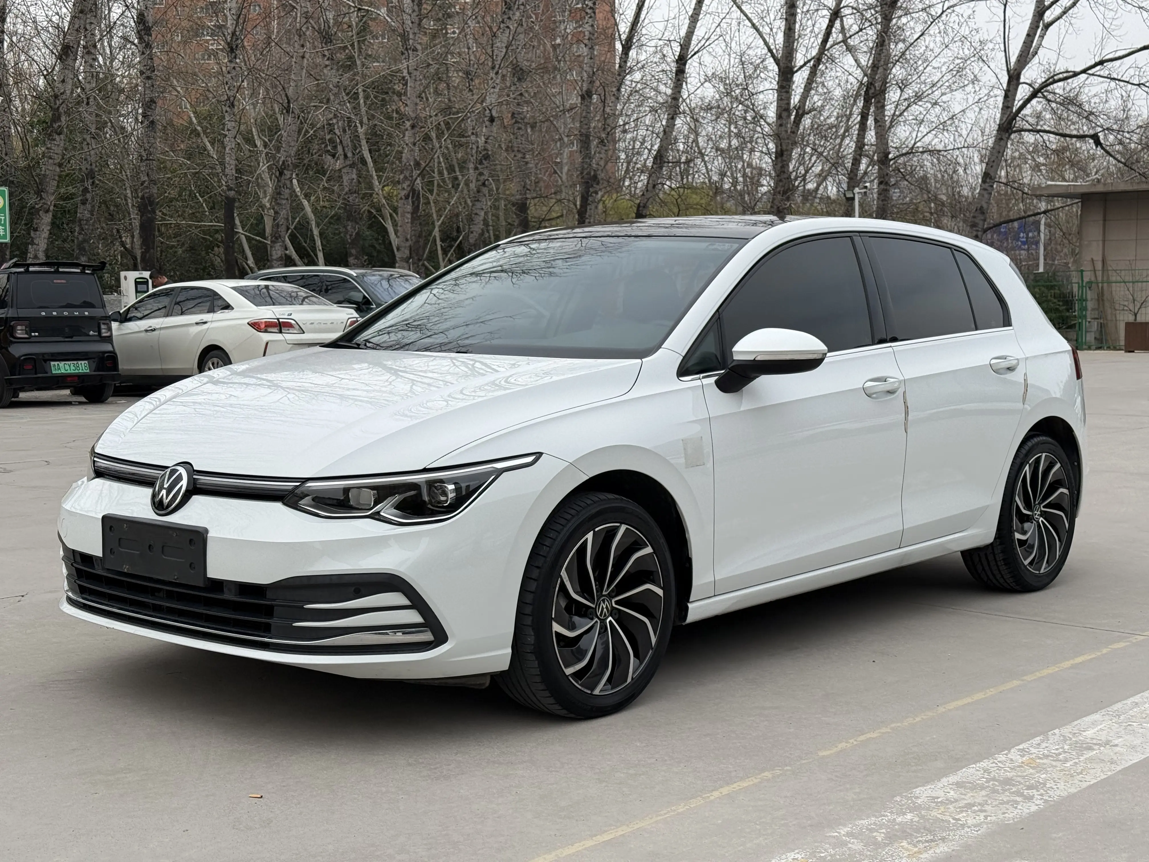 Volkswagen Golf  из Китая