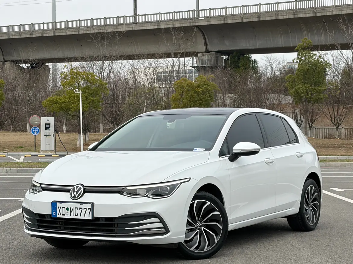 Volkswagen Golf  из Китая