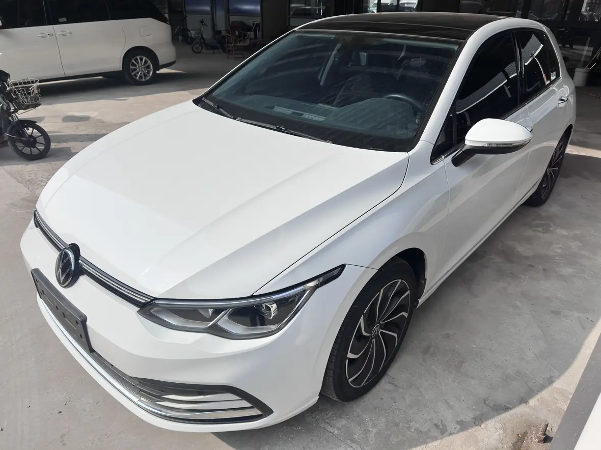 Volkswagen Golf  из Китая