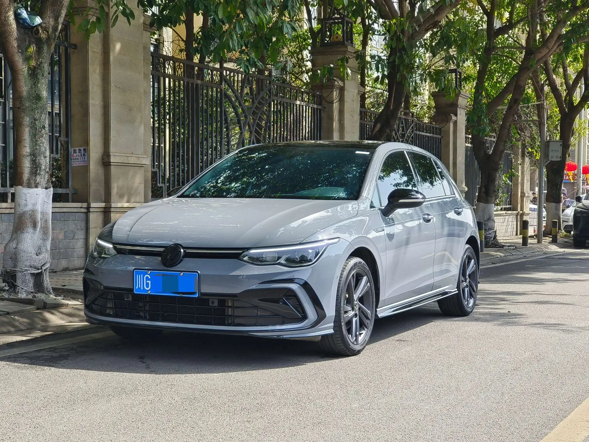 Volkswagen Golf  из Китая