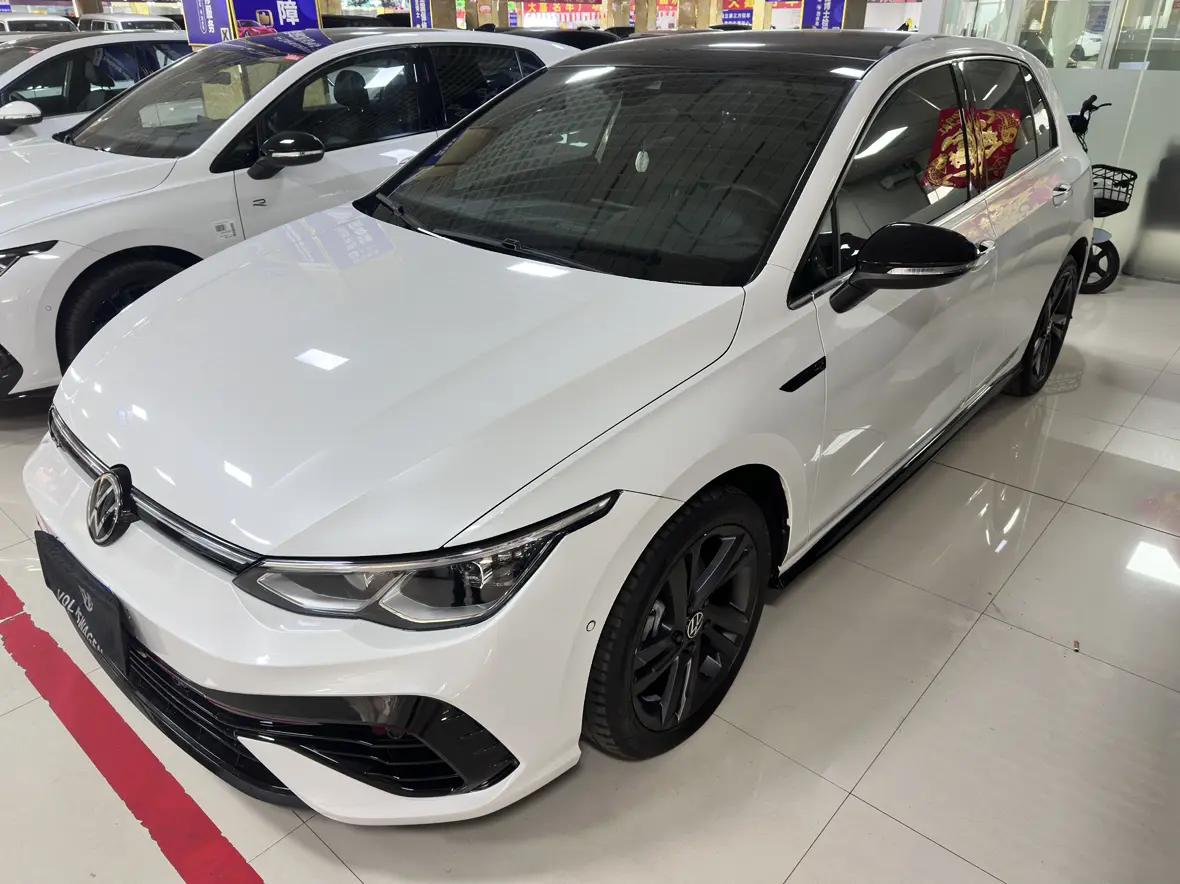 Volkswagen Golf  из Китая