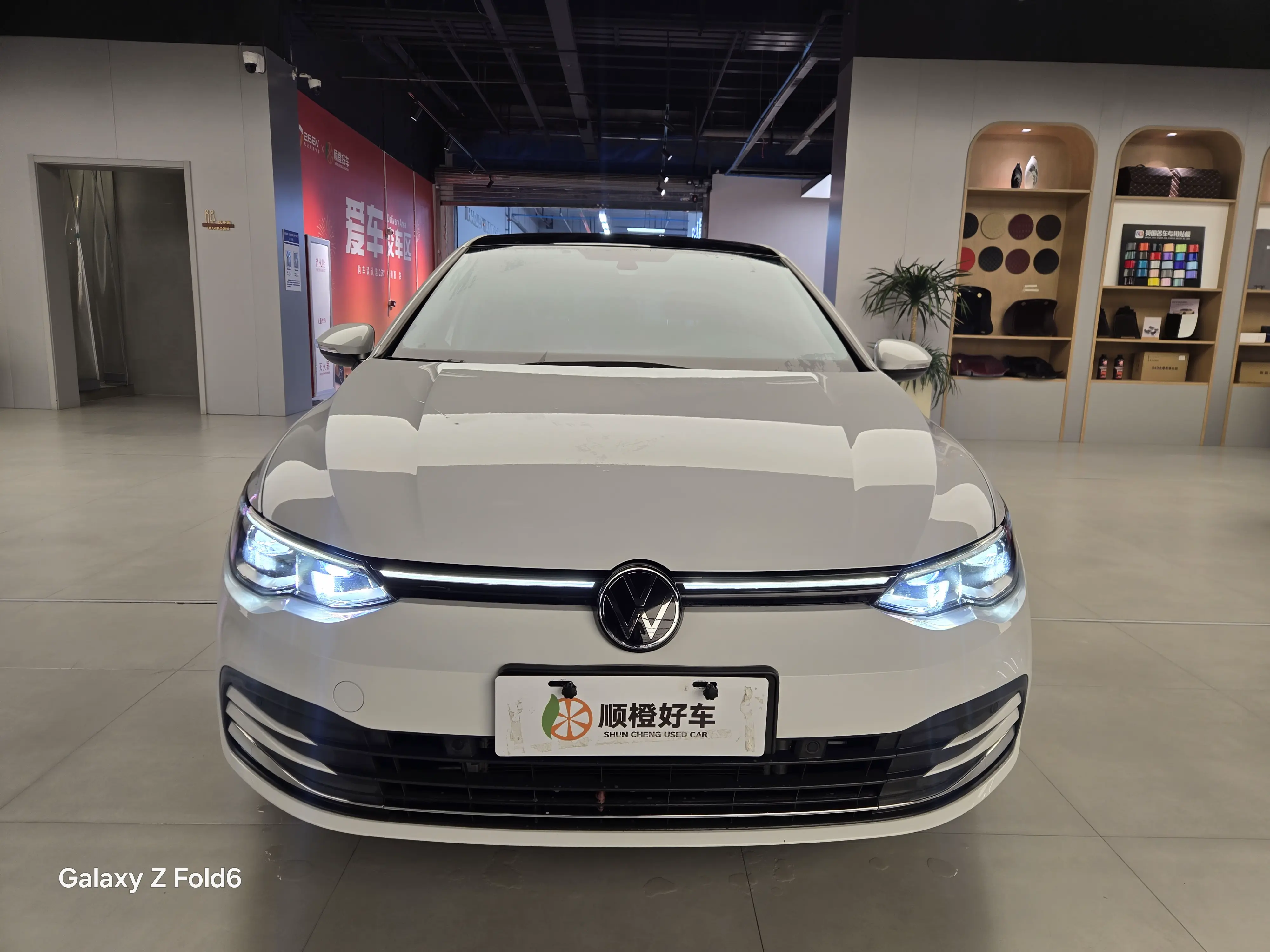 Volkswagen Golf  из Китая