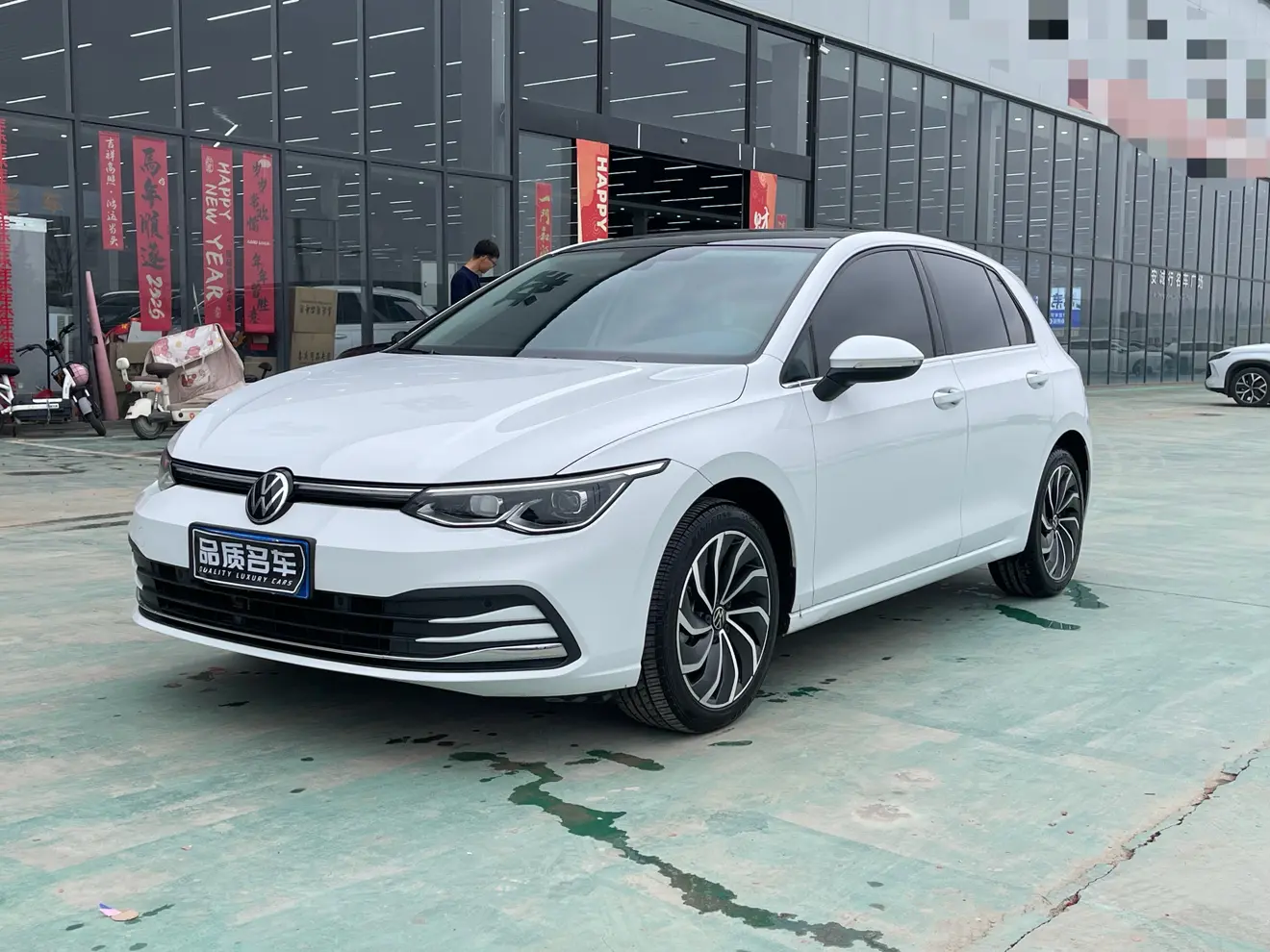 Volkswagen Golf  из Китая