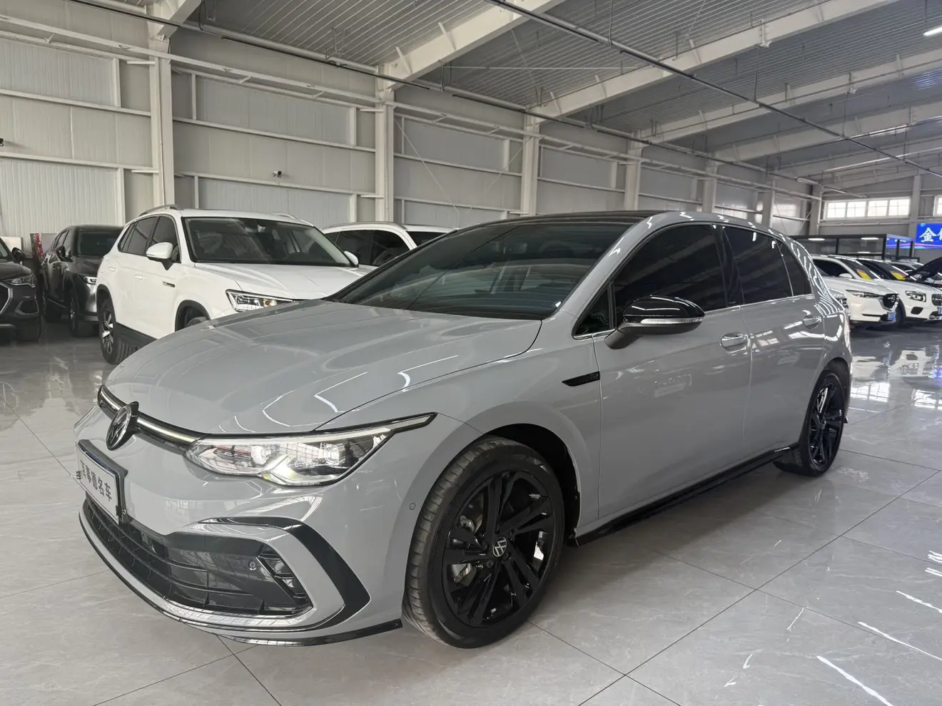 Volkswagen Golf  из Китая