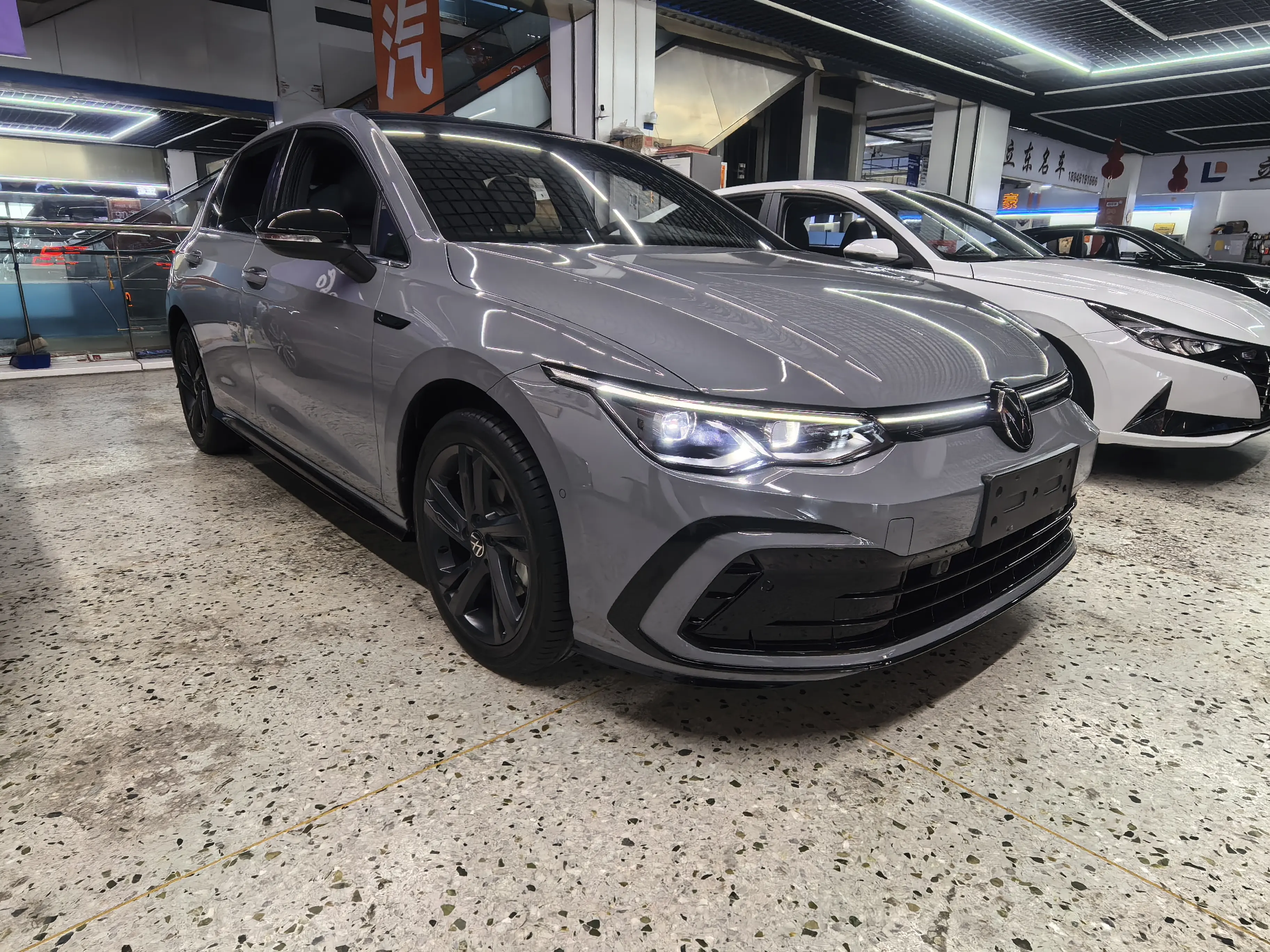 Volkswagen Golf  из Китая