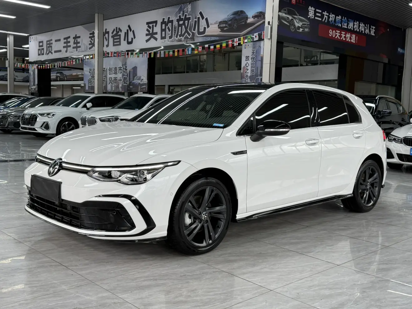 Volkswagen Golf  из Китая