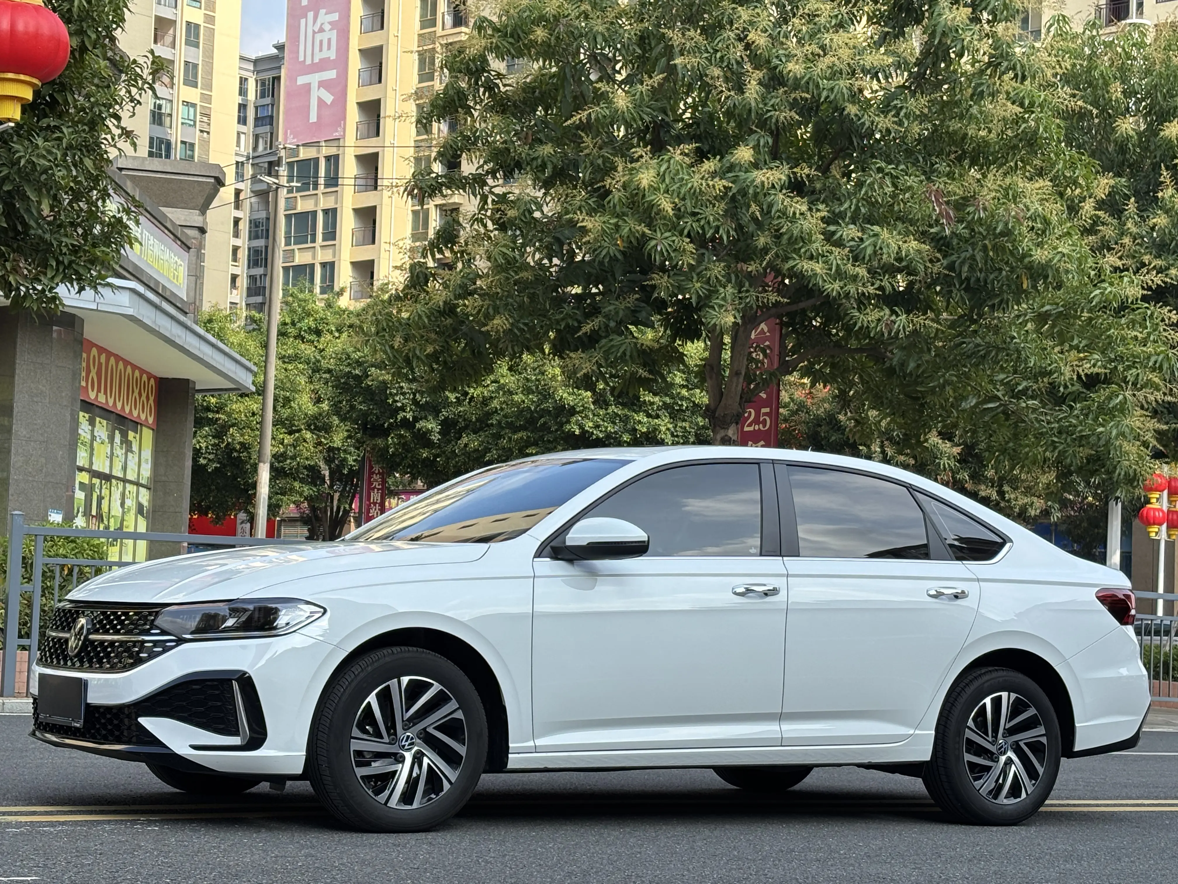 Volkswagen Lavida  из Китая