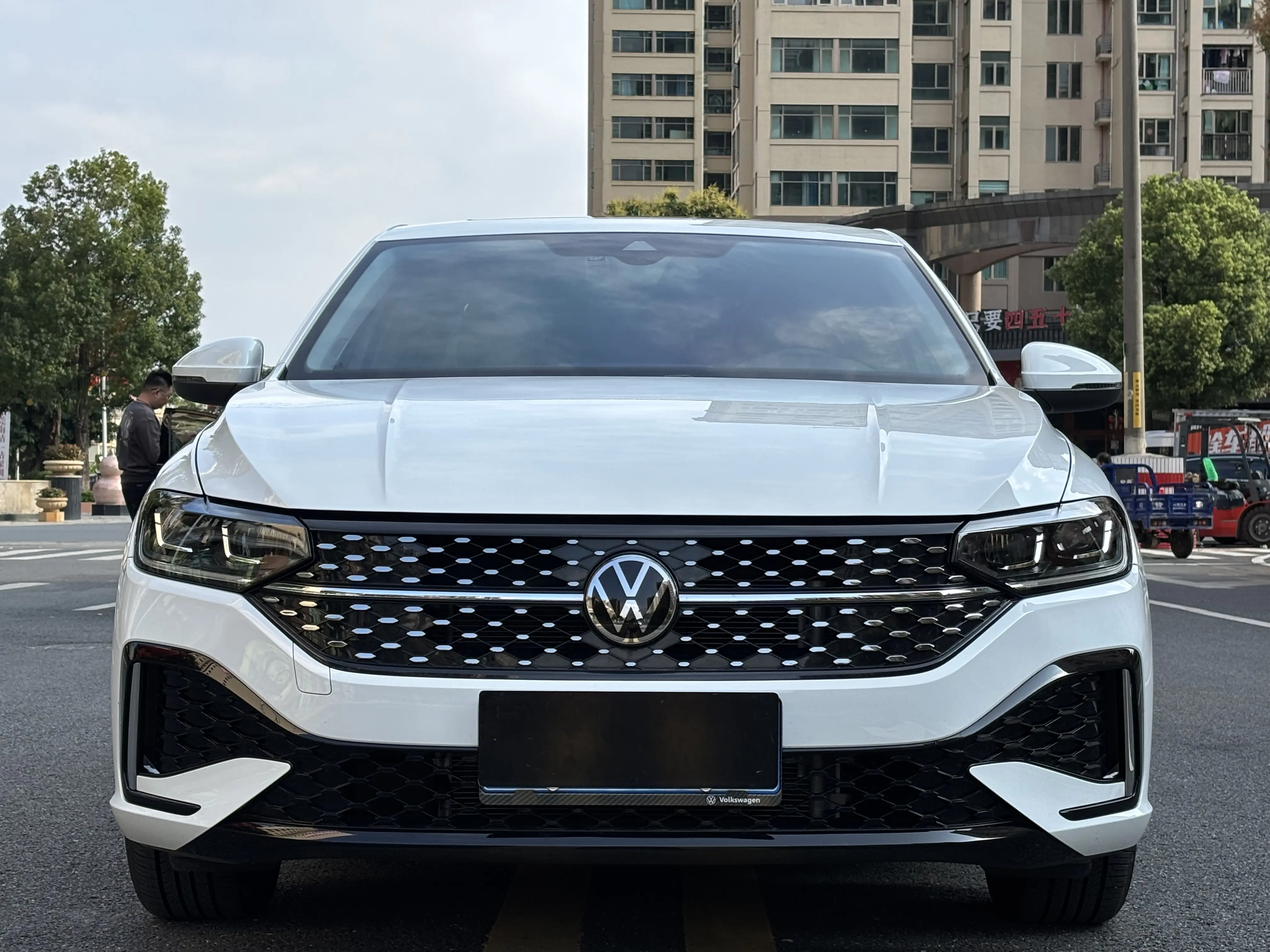 Volkswagen Lavida  из Китая