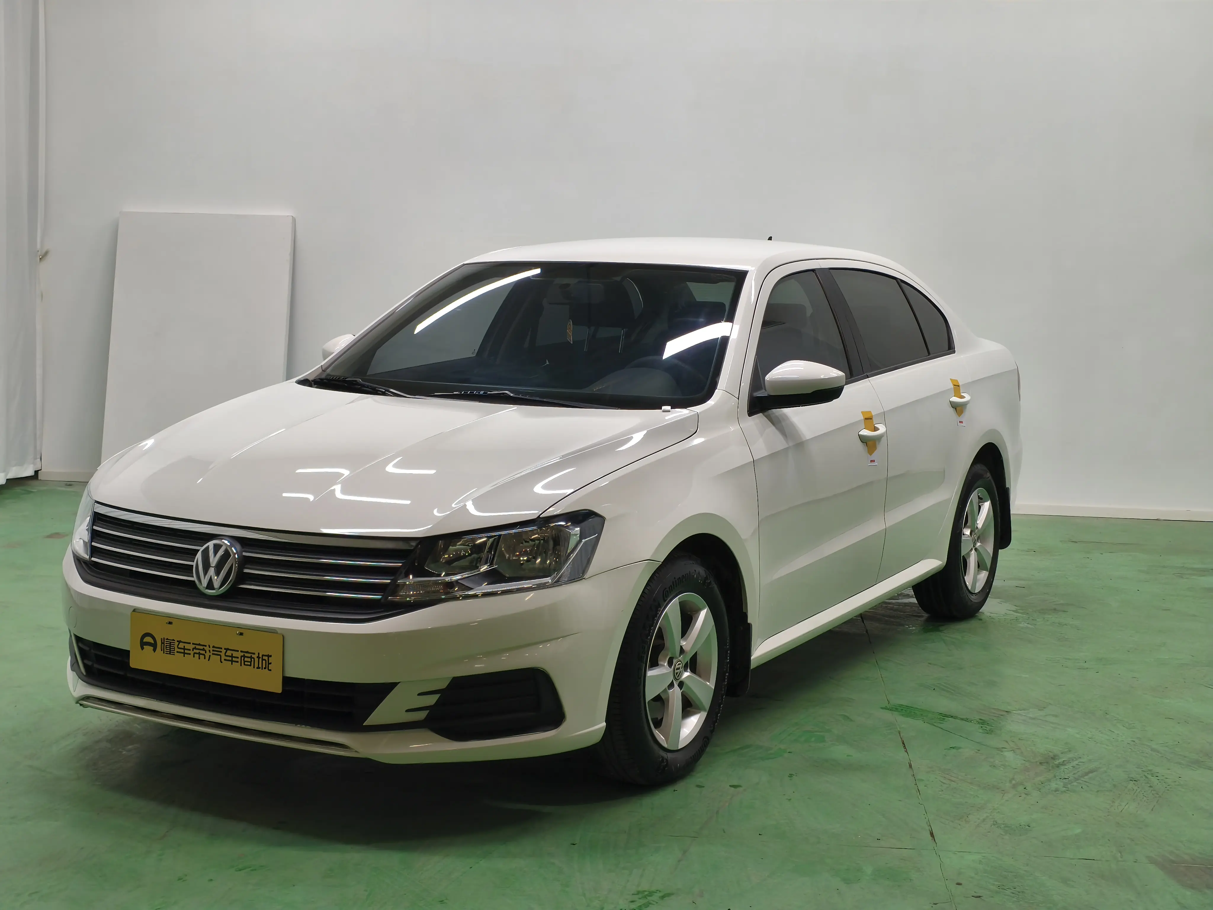 Volkswagen Lavida  из Китая