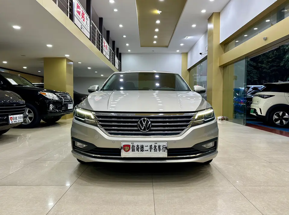 Volkswagen Lavida  из Китая