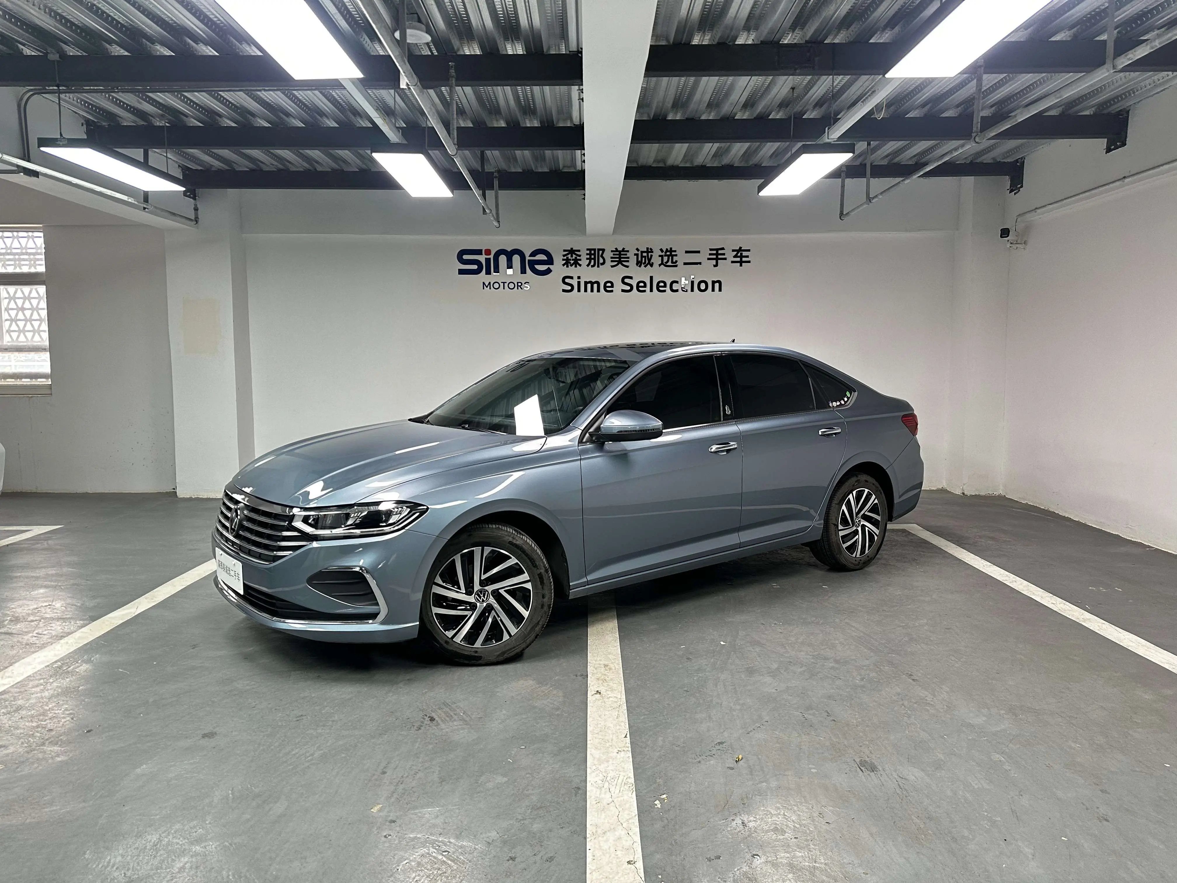 Volkswagen Lavida  из Китая