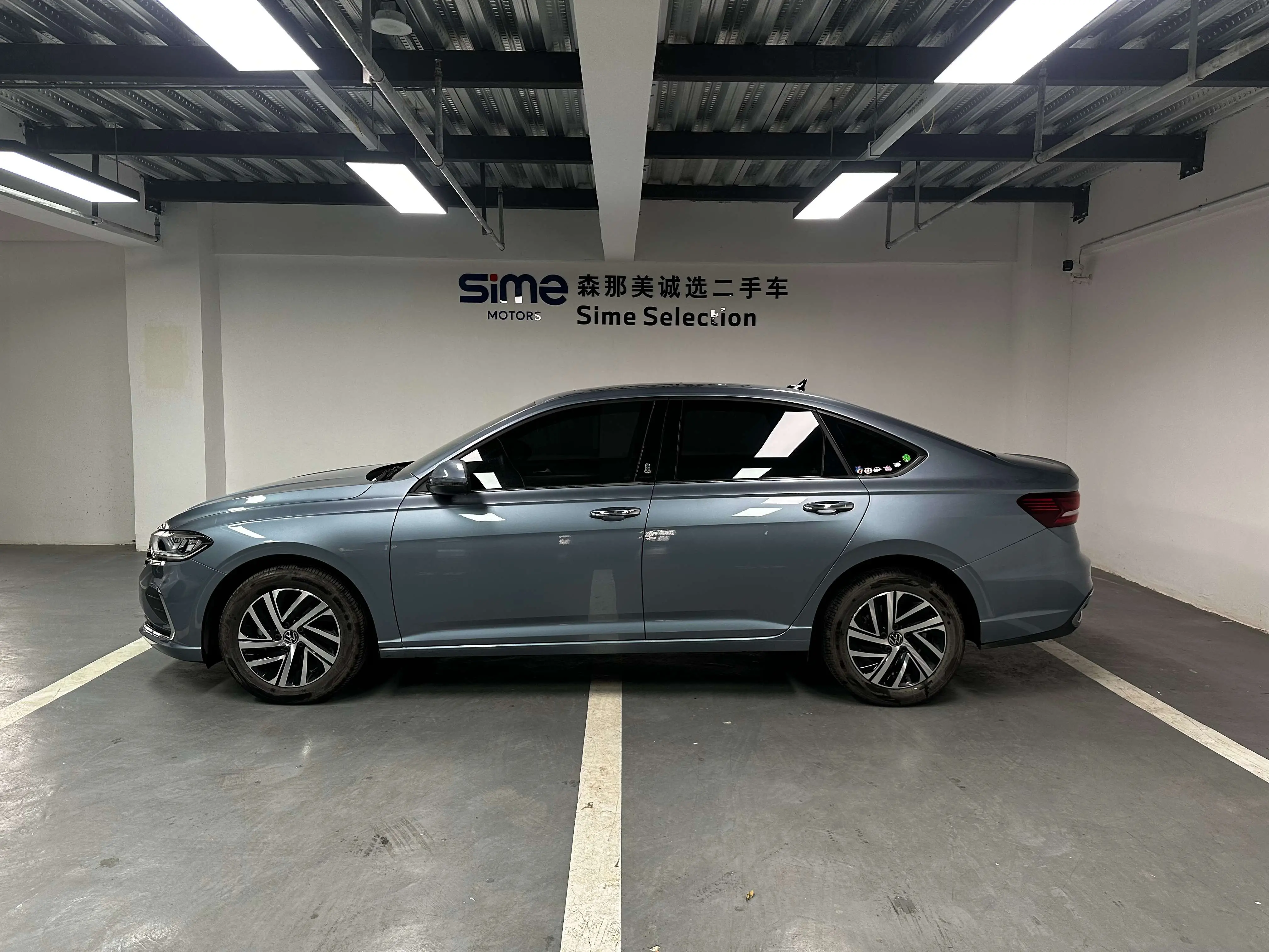 Volkswagen Lavida  из Китая