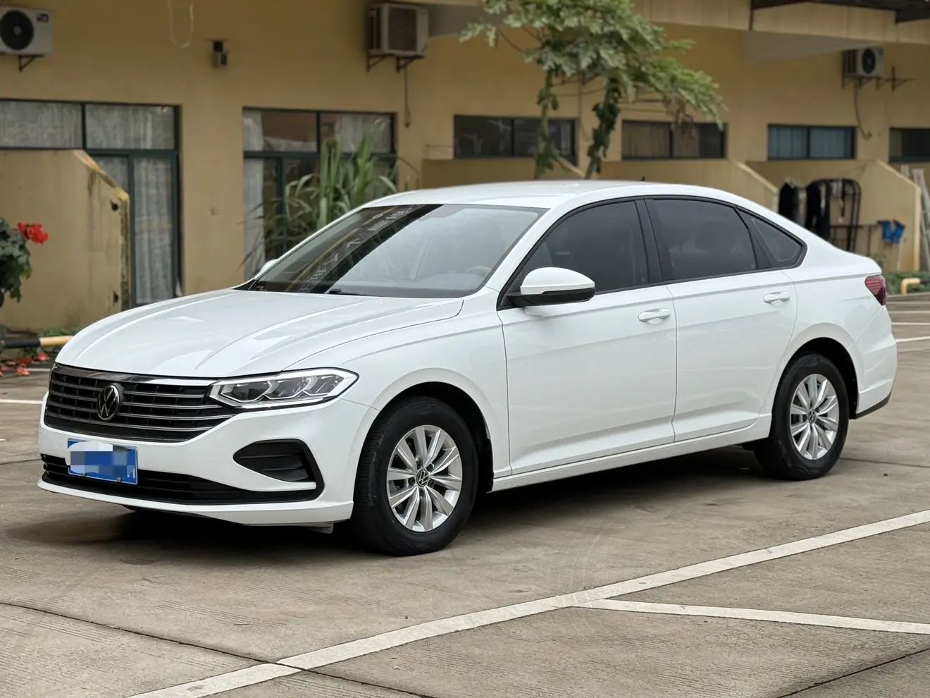 Volkswagen Lavida  из Китая