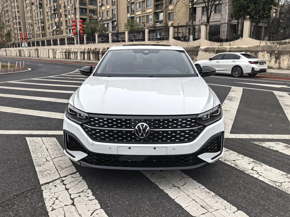 Volkswagen Lavida  из Китая