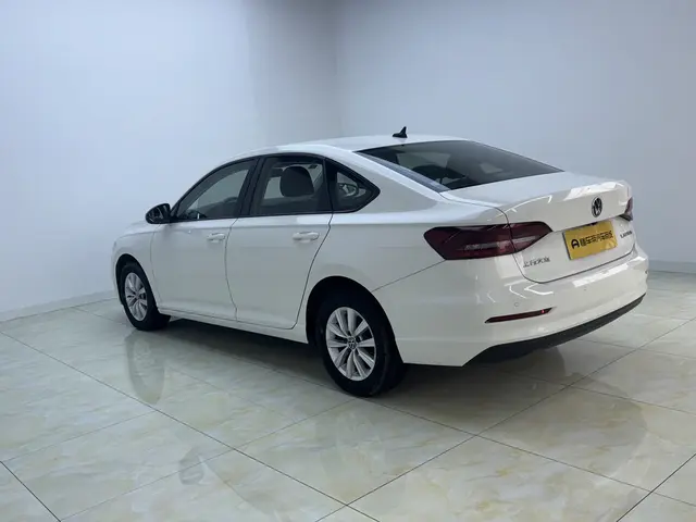 Volkswagen Lavida  из Китая