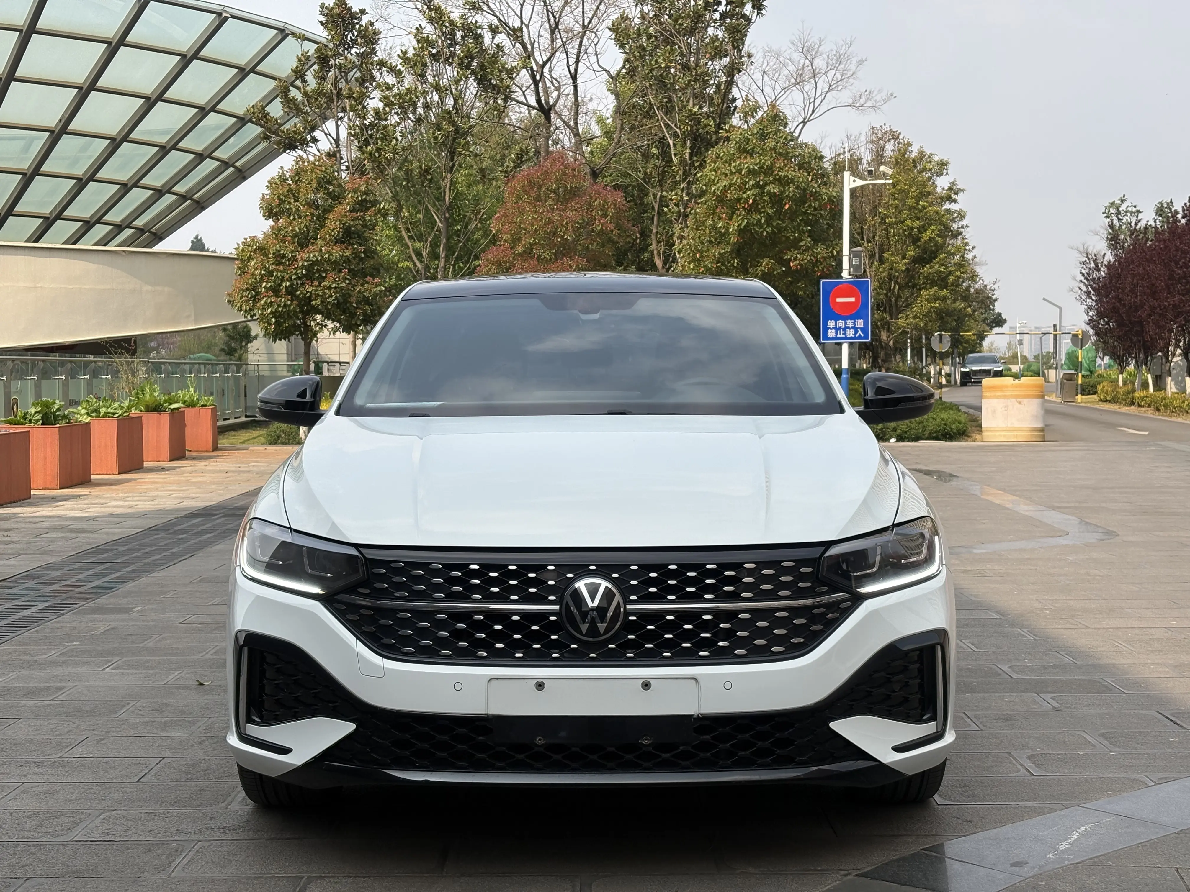 Volkswagen Lavida  из Китая