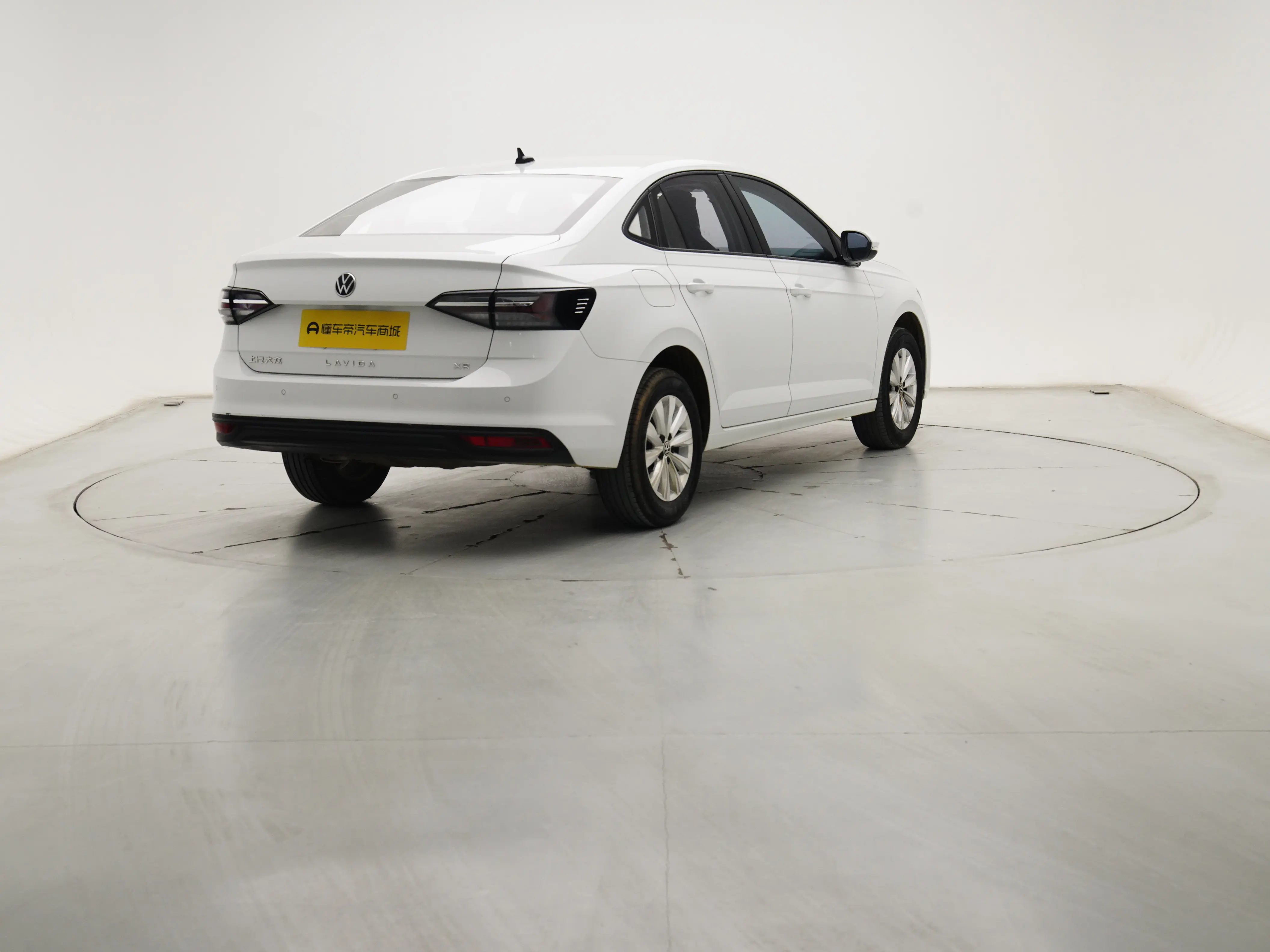 Volkswagen Lavida  из Китая