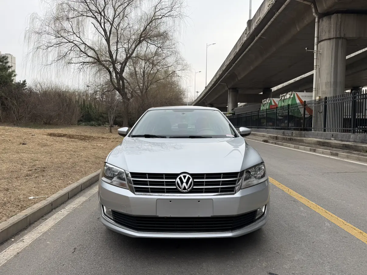 Volkswagen Lavida  из Китая