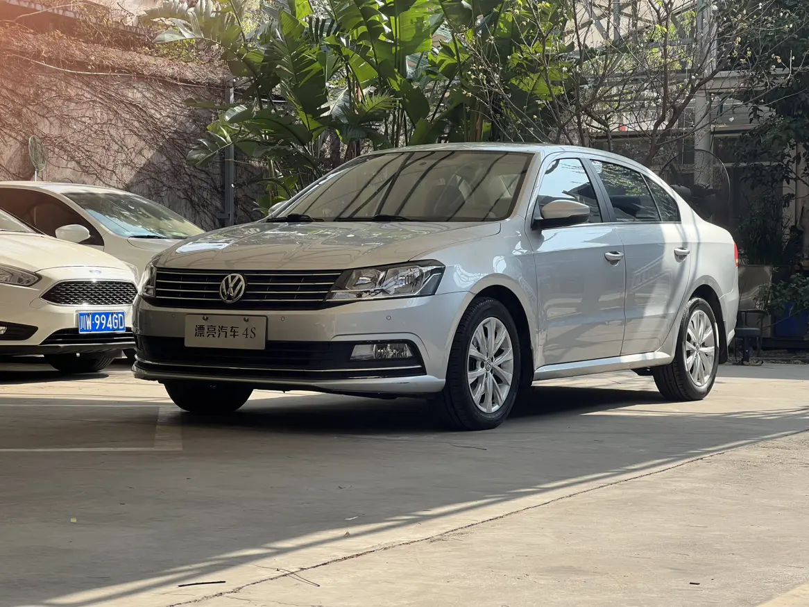 Volkswagen Lavida  из Китая