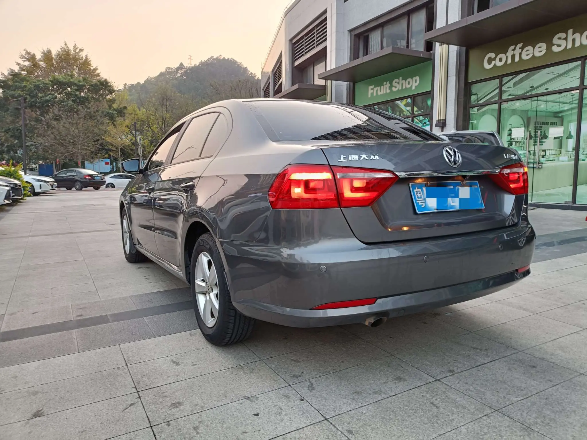 Volkswagen Lavida  из Китая