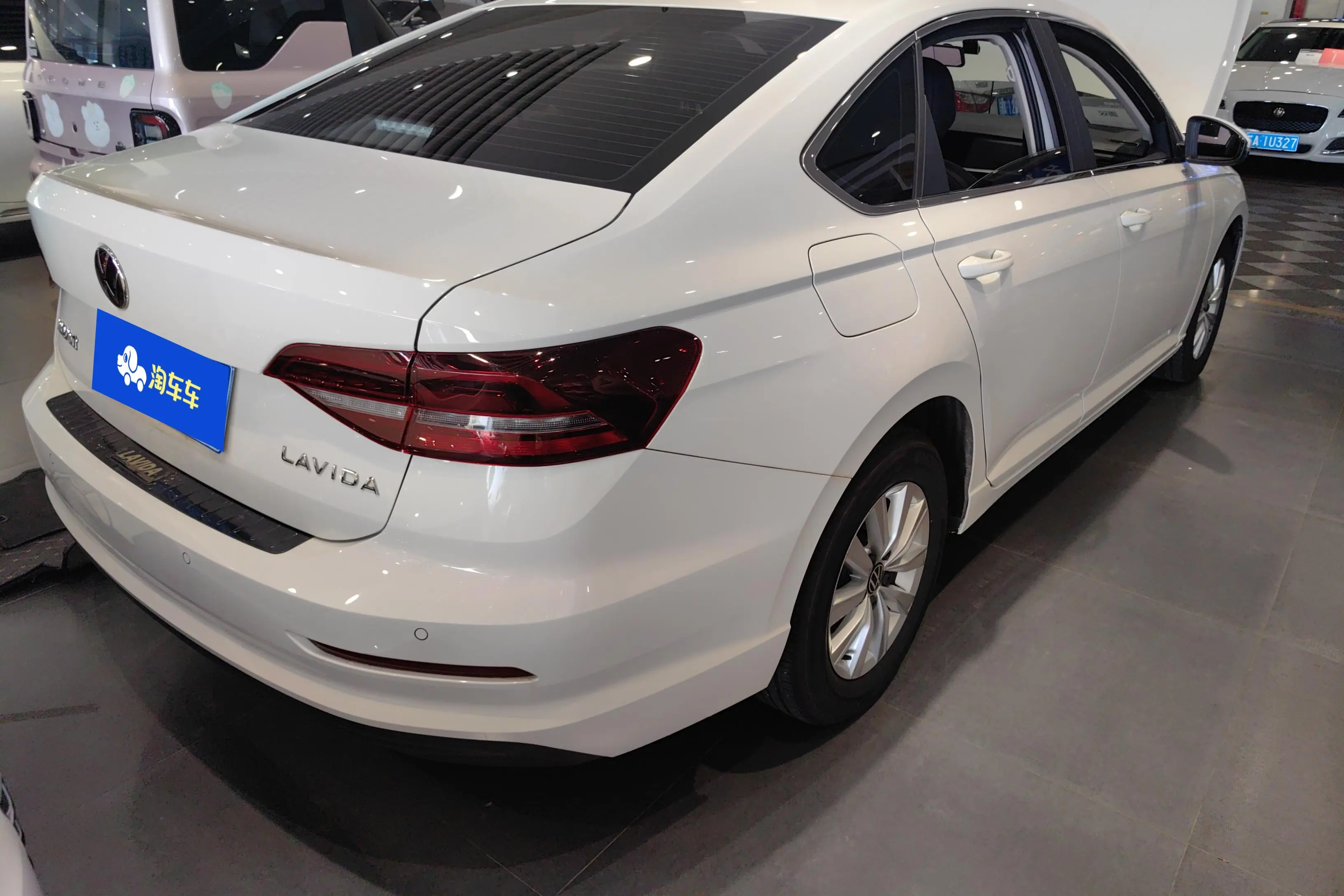 Volkswagen Lavida  из Китая