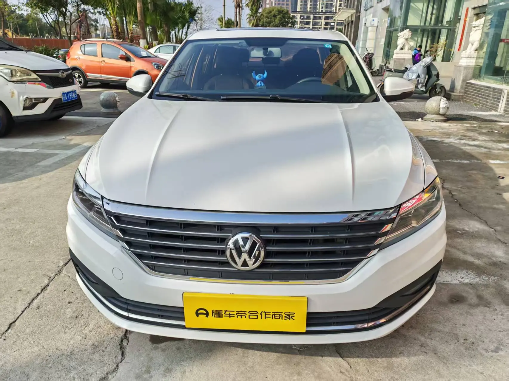 Volkswagen Lavida  из Китая