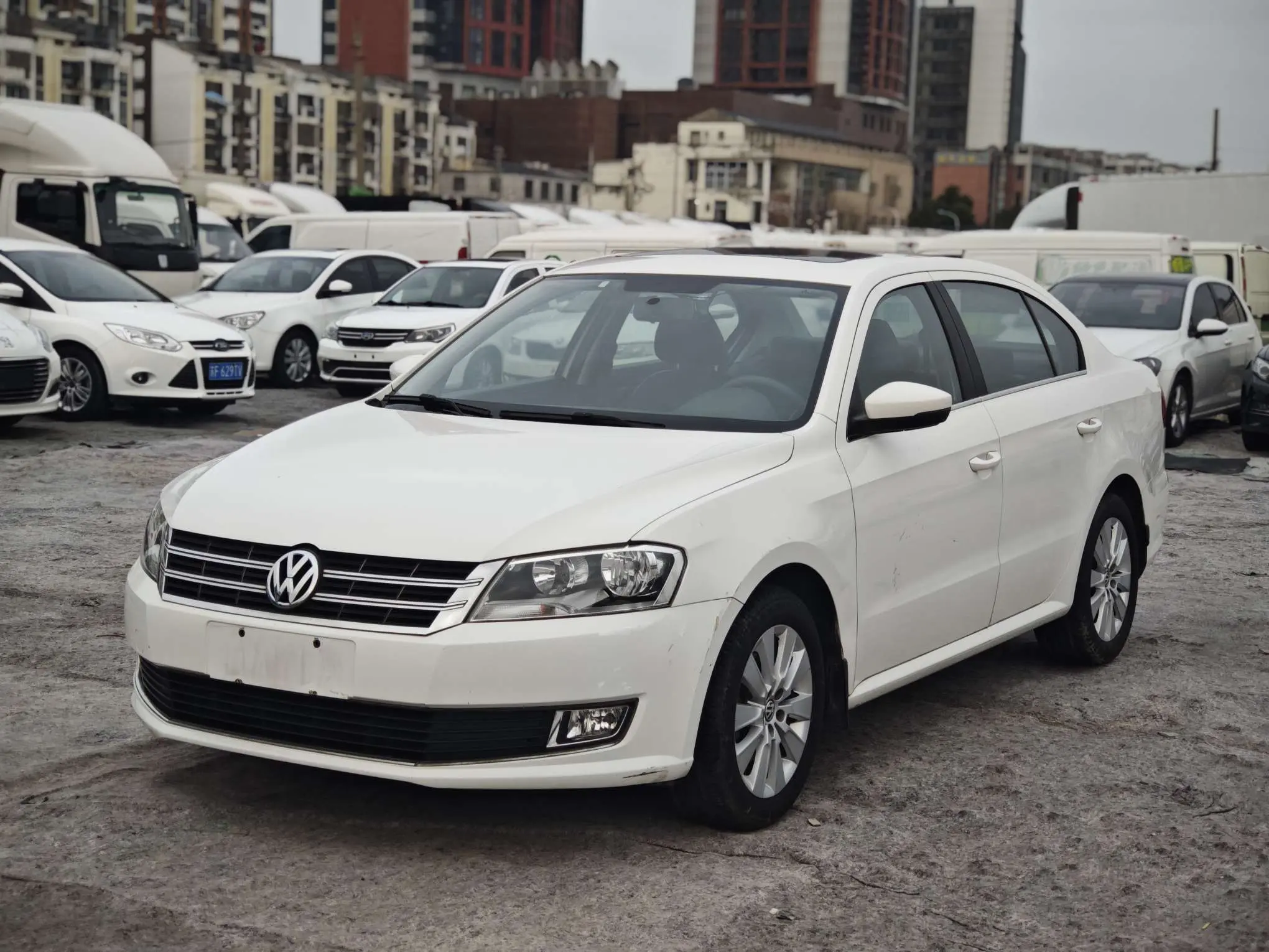 Volkswagen Lavida  из Китая