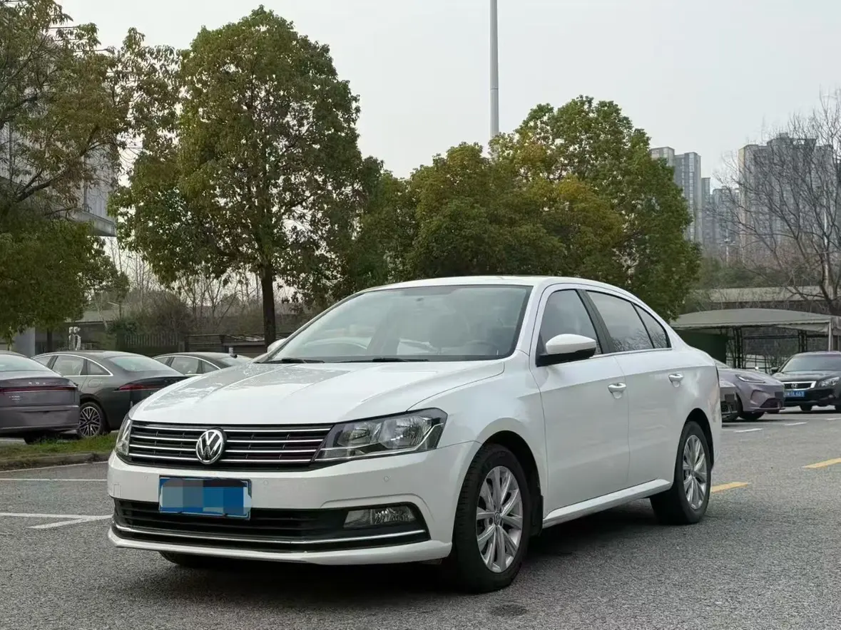 Volkswagen Lavida  из Китая