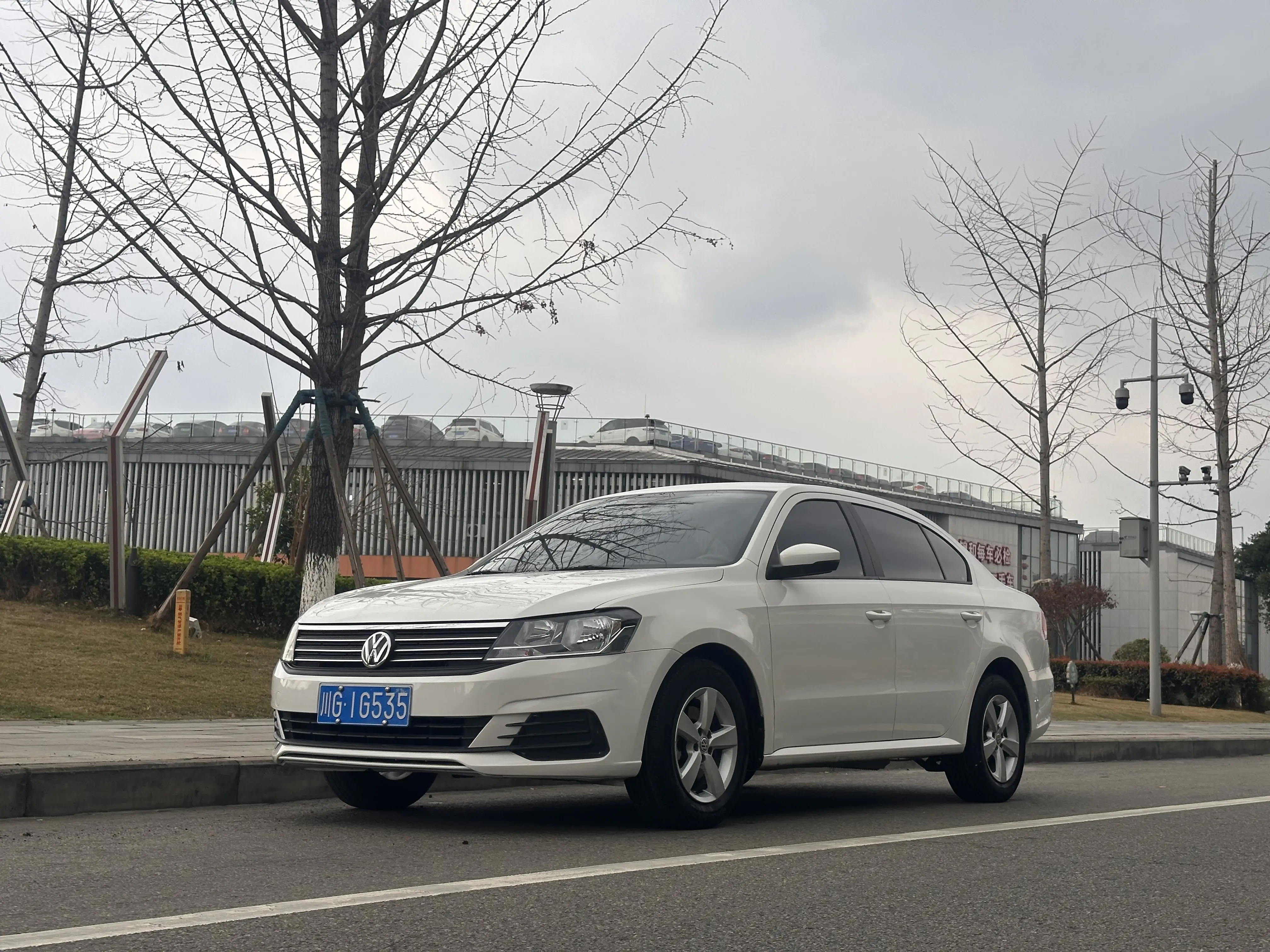 Volkswagen Lavida  из Китая