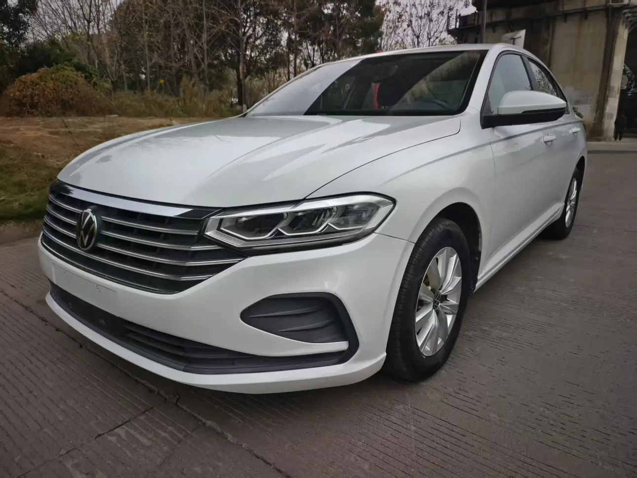 Volkswagen Lavida  из Китая