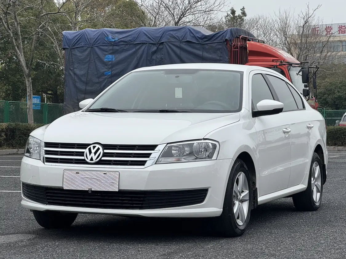 Volkswagen Lavida  из Китая