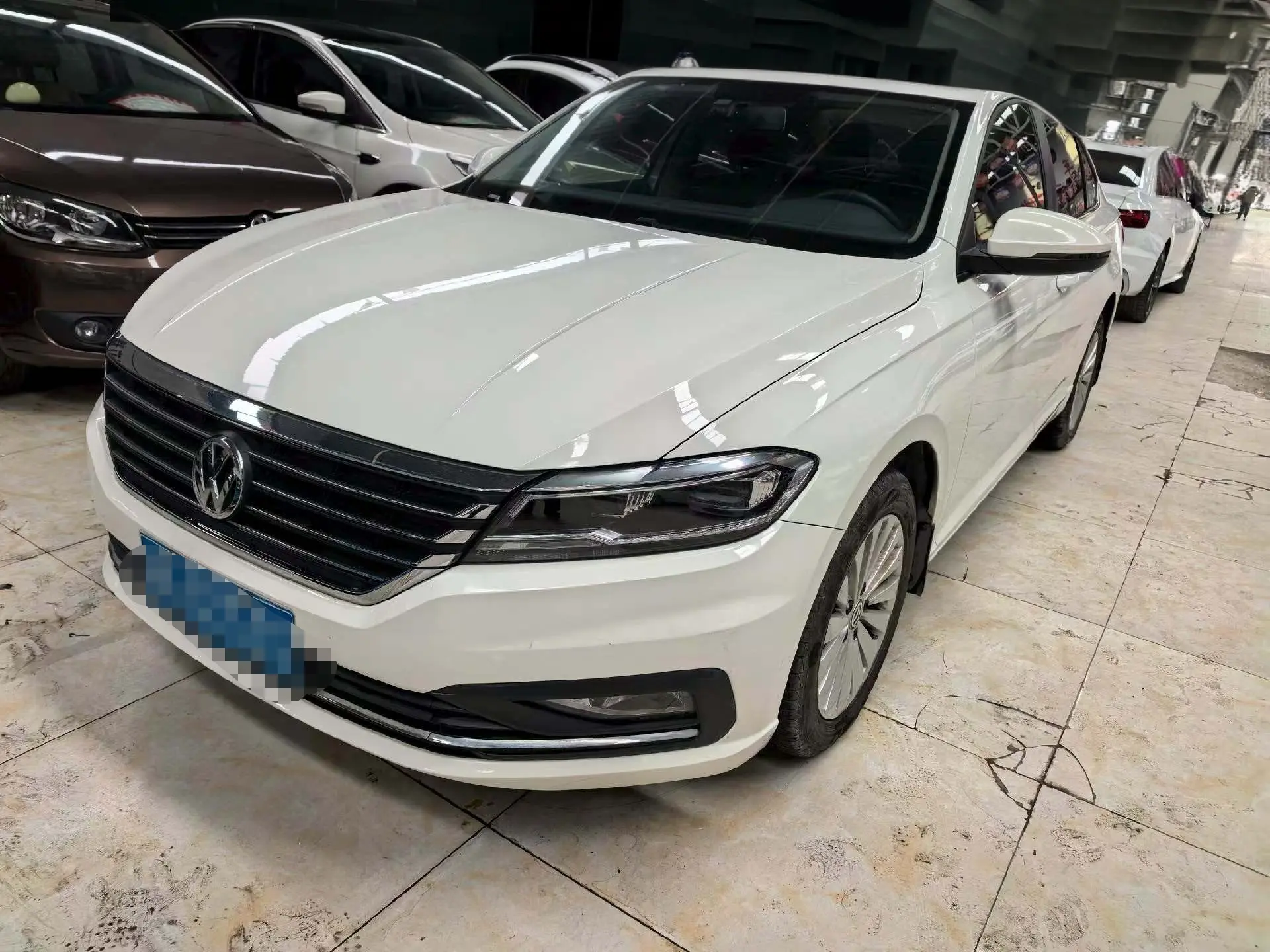 Volkswagen Lavida  из Китая