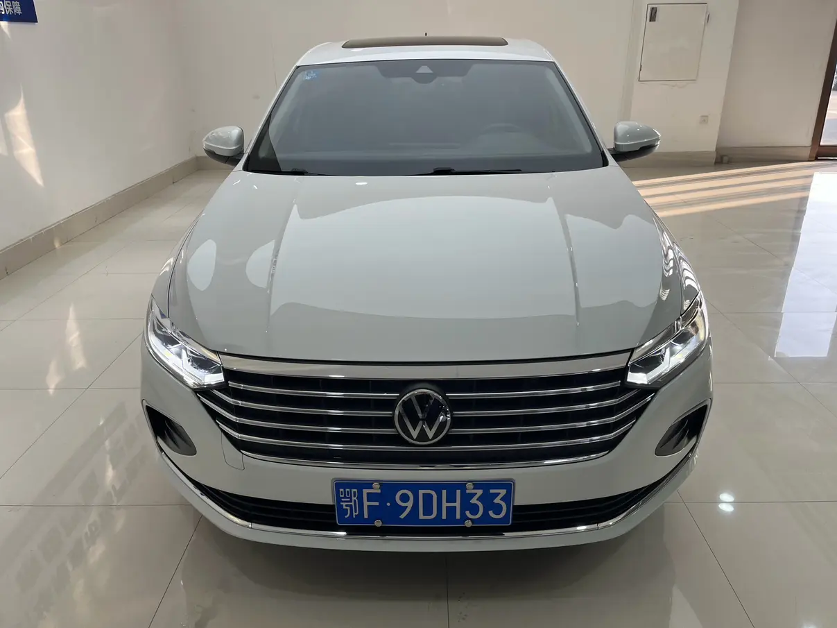 Volkswagen Lavida  из Китая