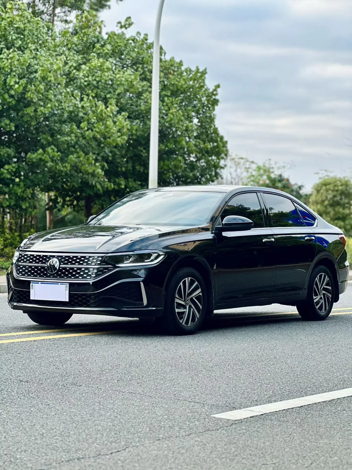 Volkswagen Lavida  из Китая