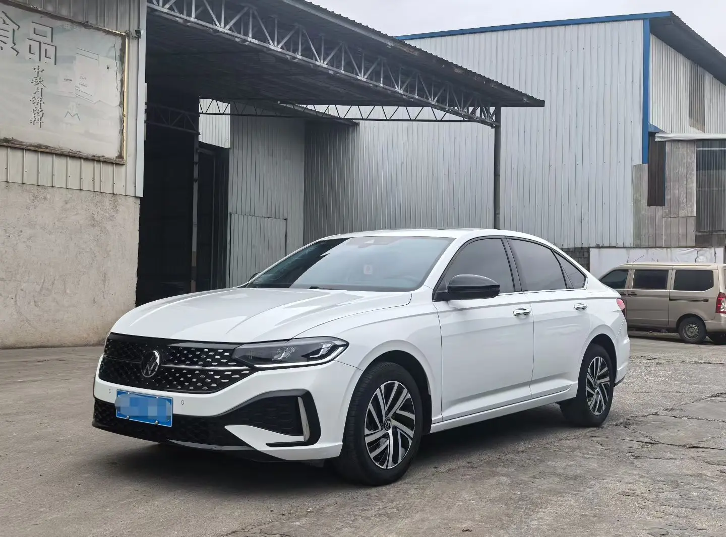 Volkswagen Lavida  из Китая