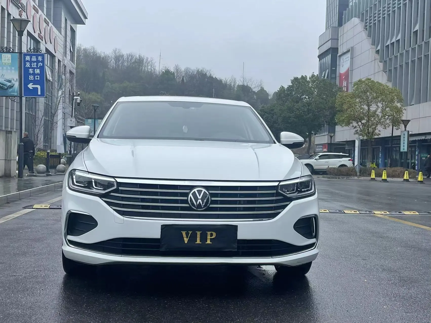 Volkswagen Lavida  из Китая