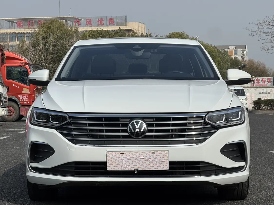 Volkswagen Lavida  из Китая