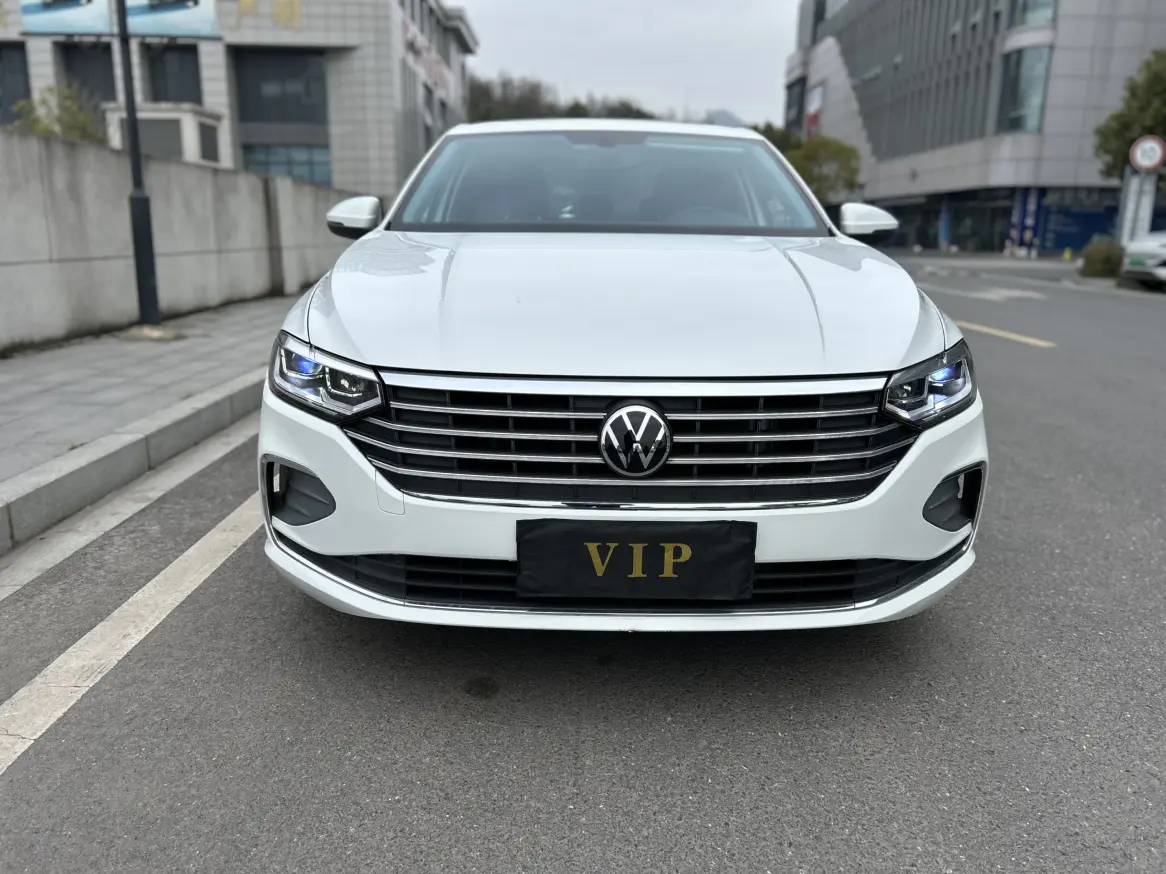 Volkswagen Lavida  из Китая