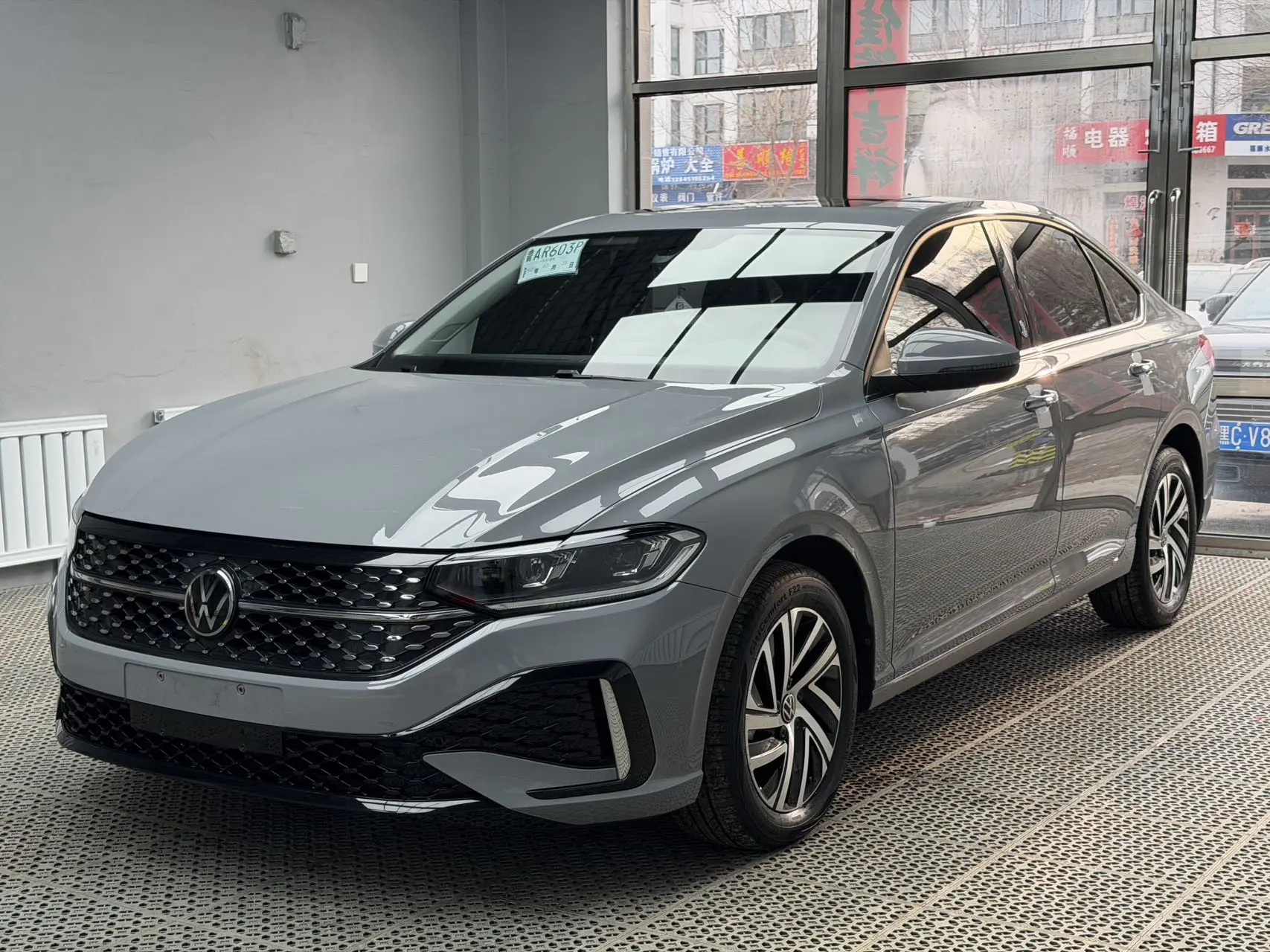 Volkswagen Lavida  из Китая