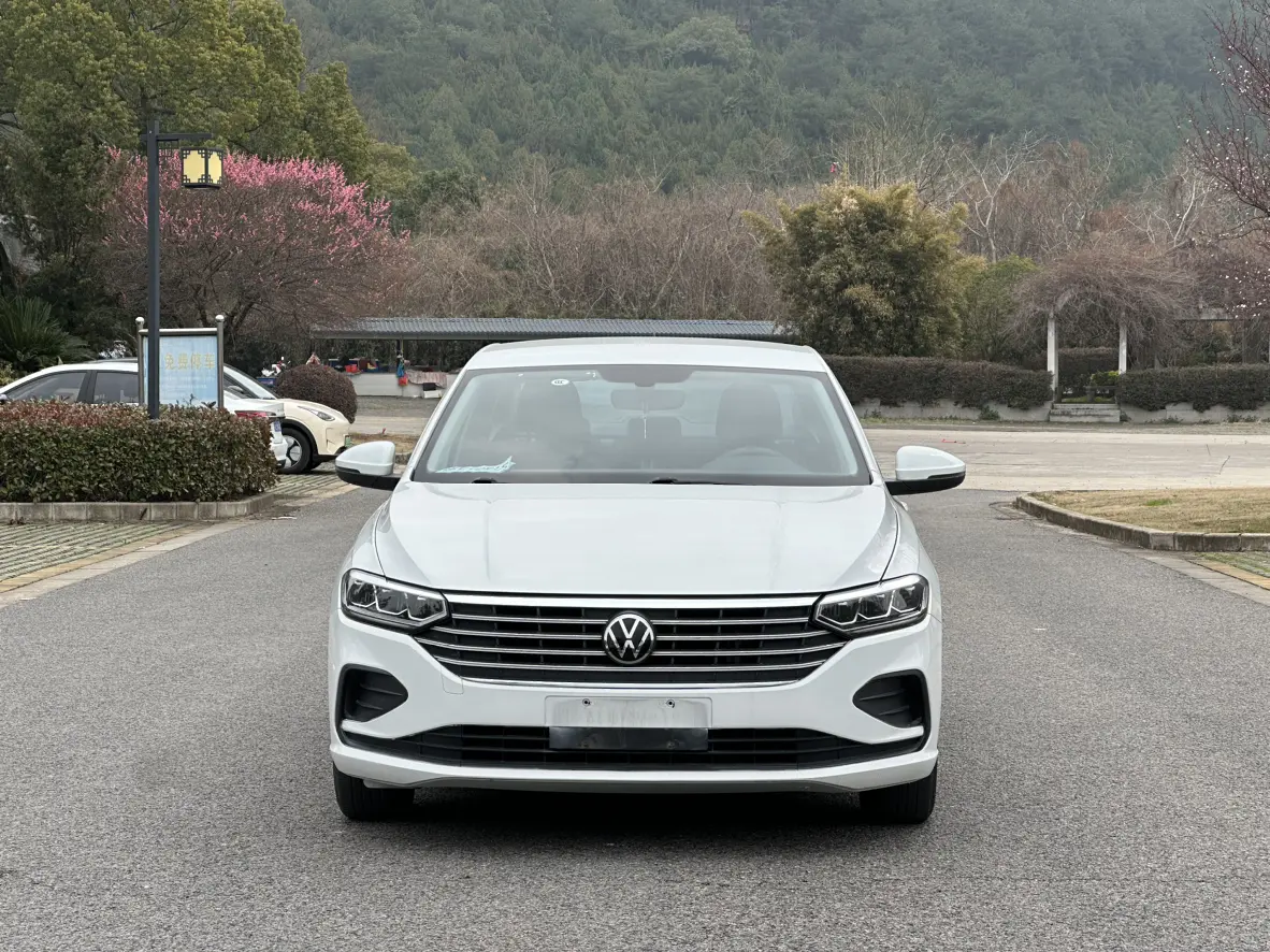 Volkswagen Lavida  из Китая