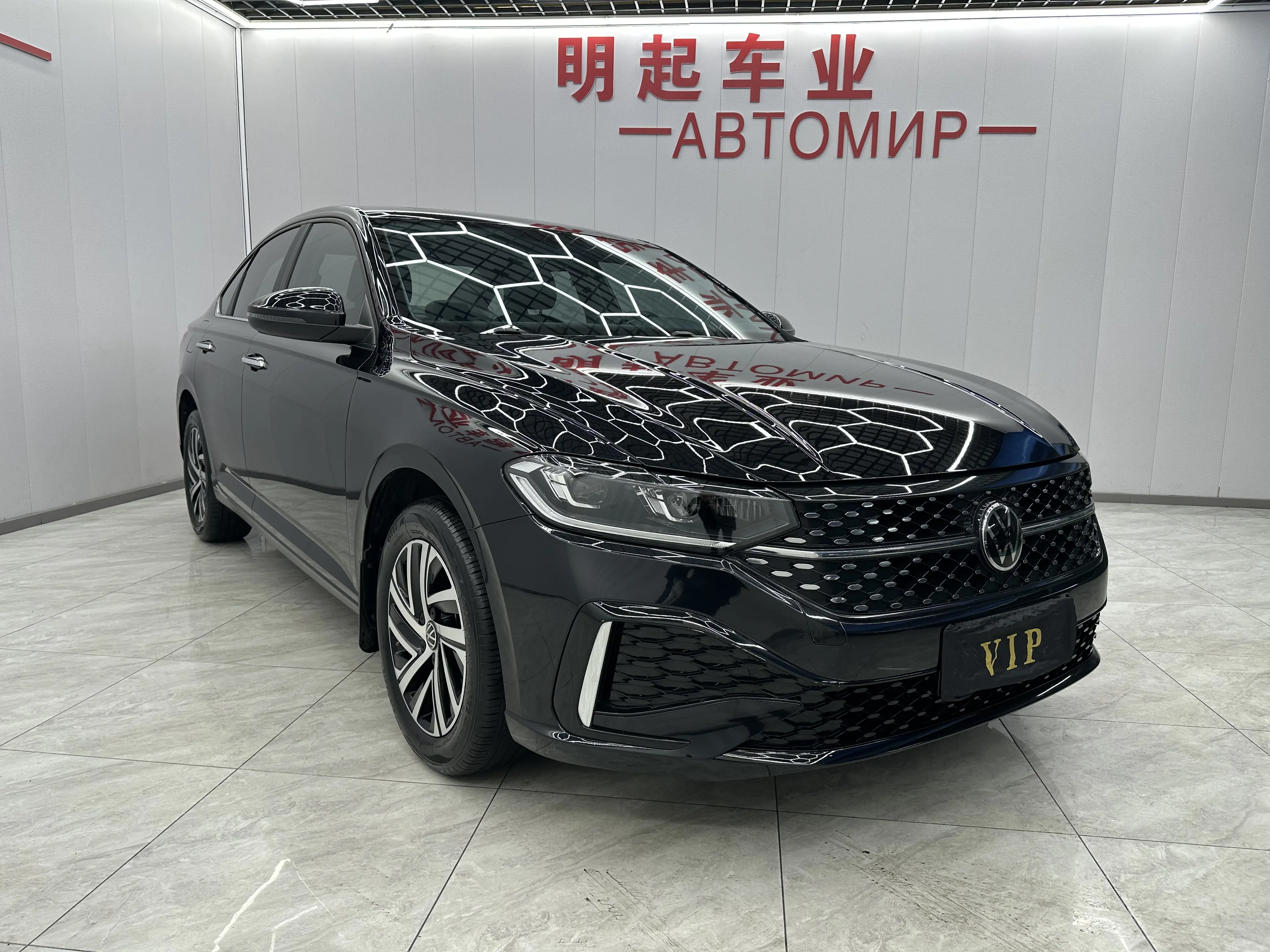 Volkswagen Lavida  из Китая