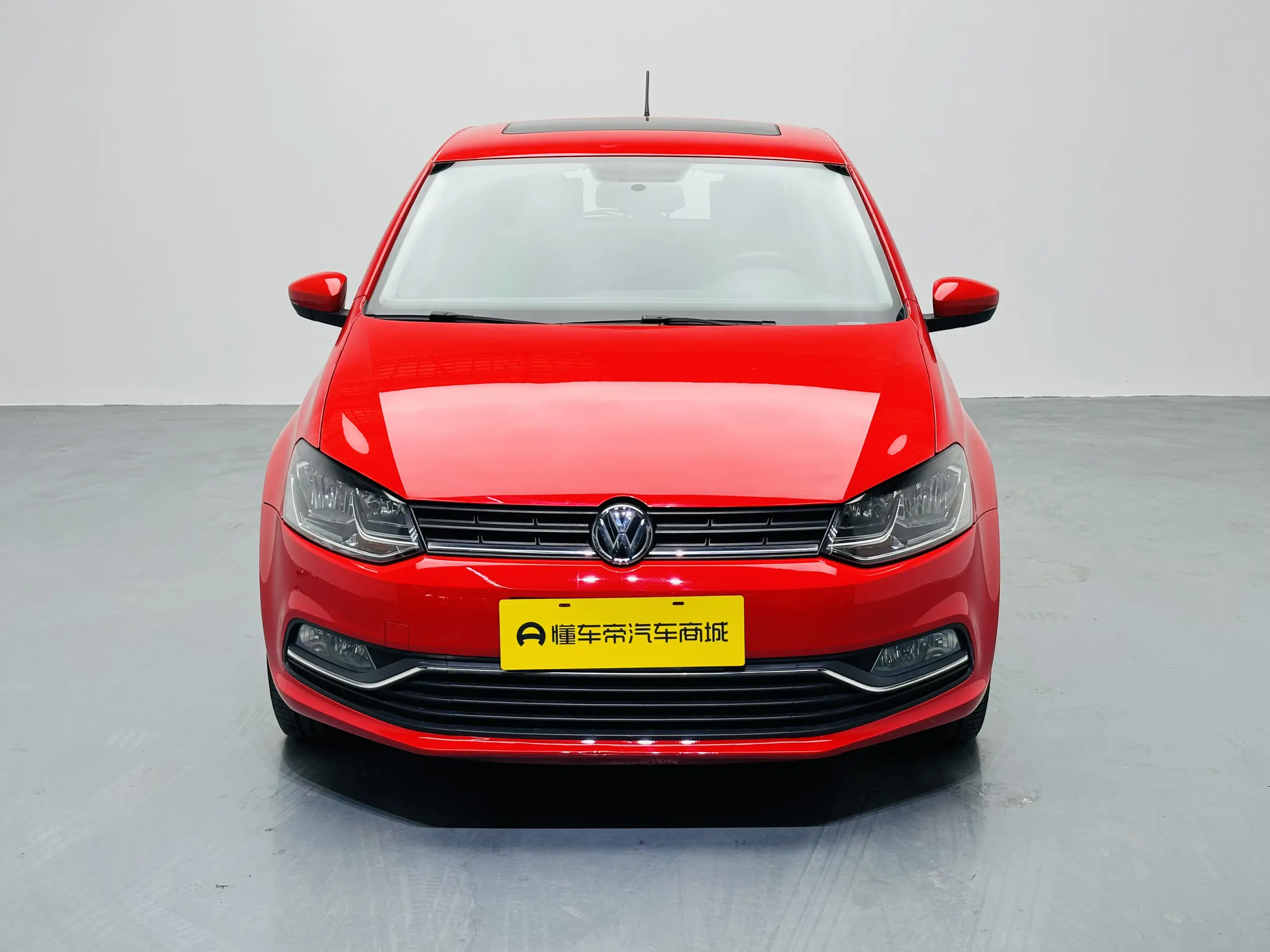 Volkswagen Polo  из Китая