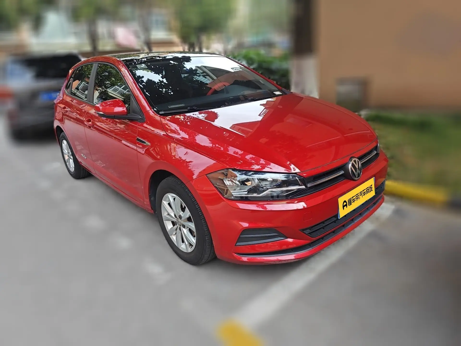Volkswagen Polo  из Китая